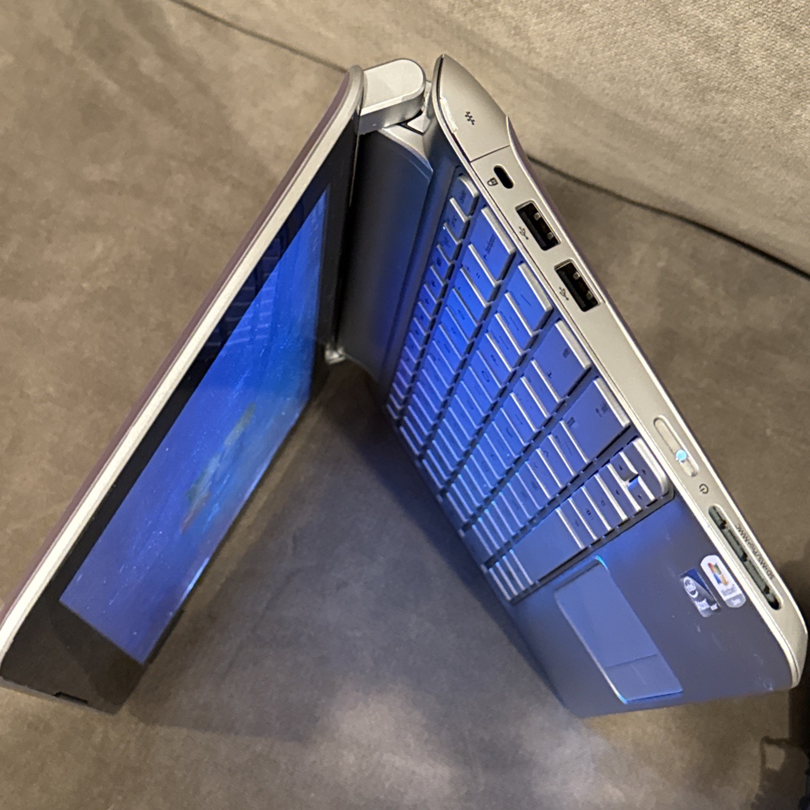 HP Mini 210-2000 Netbook – EXCELLENT! – 256GB SSD, 2GB Ram, Win 7, Good Batt!