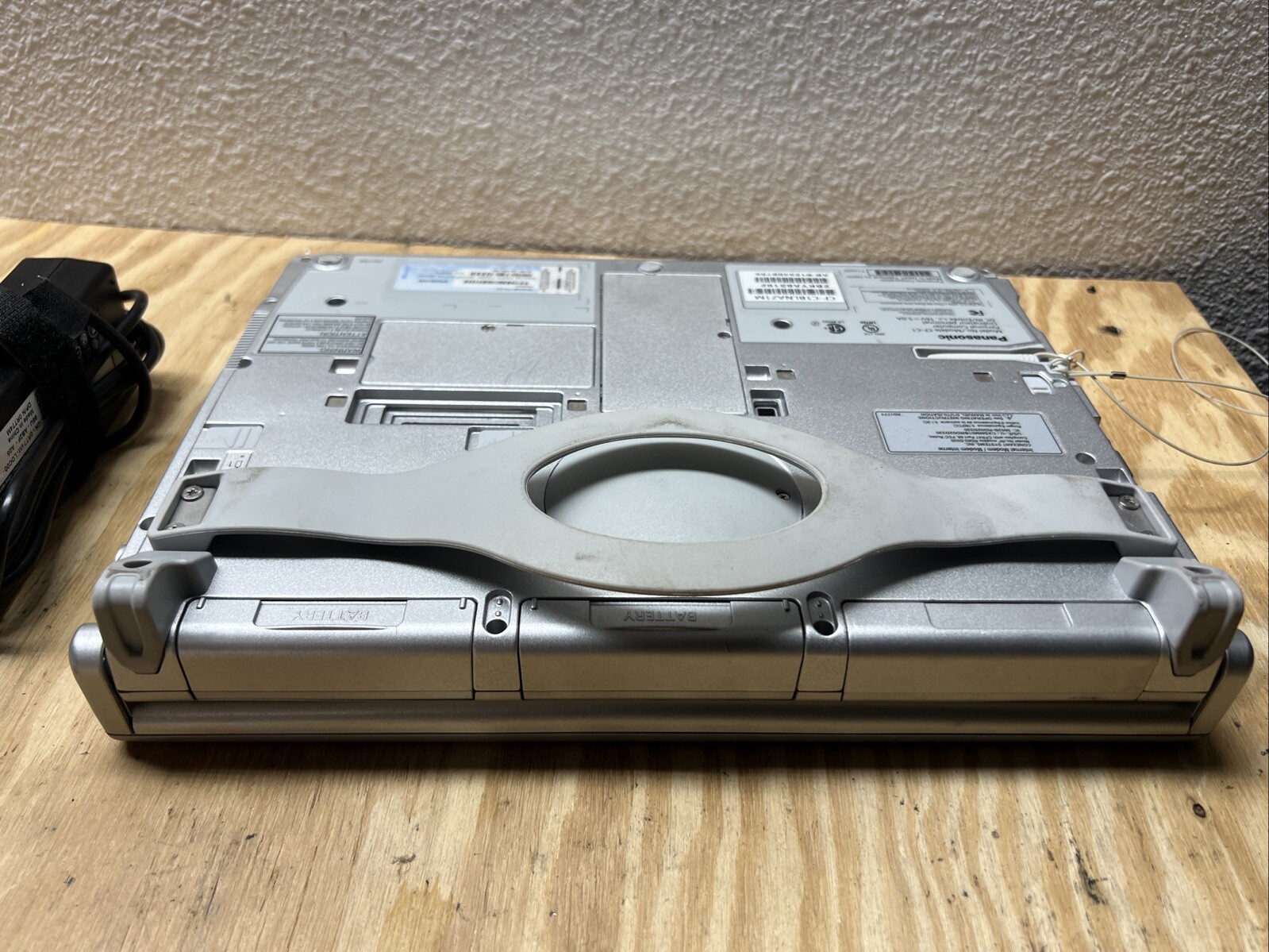 Panasonic Toughbook CF-C1 i5-2520M 4GB RAM 500GB HDD Win 11 Pro Bad Battery