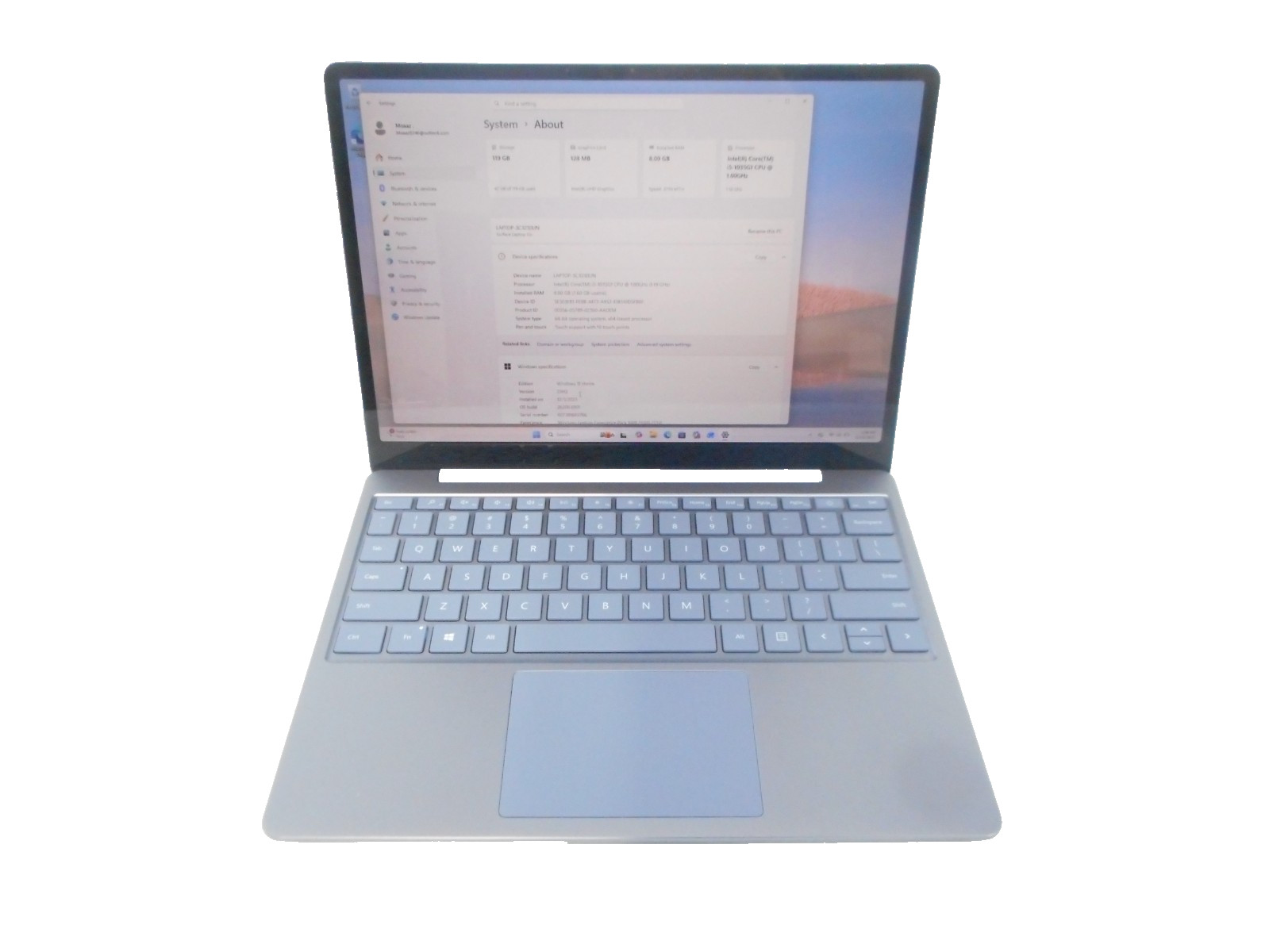Microsoft Surface Go 1943 12.4″ i5-1035G1 1.0GHz 8GB RAM 128GB SSD