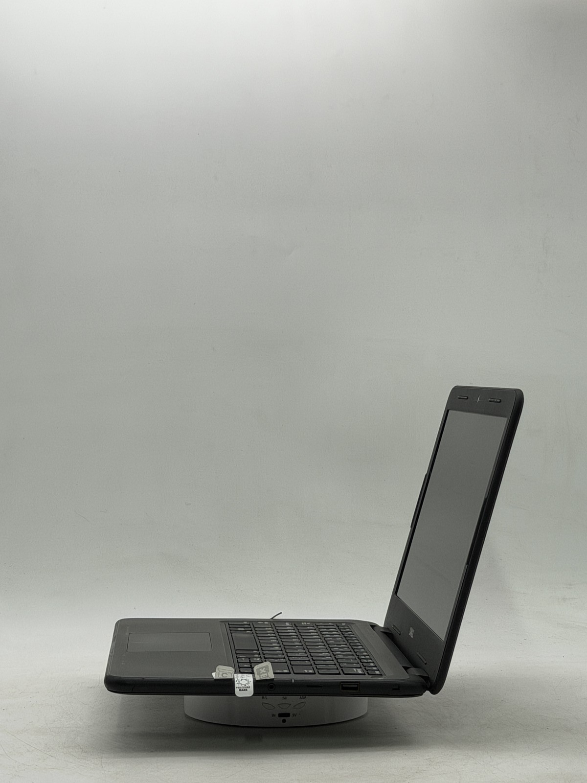 Dell Latitude 3310 13.3in i5-8265U 8GB 128GB NO OS – Read