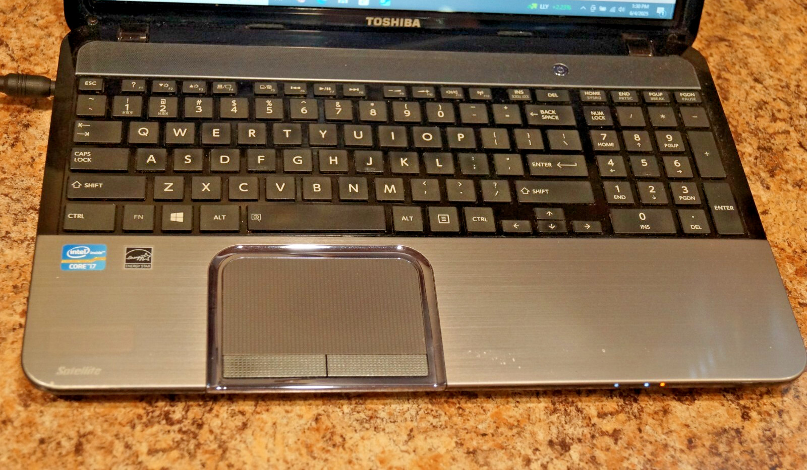Activated 25H2 WIN11 PRO Toshiba S855-S5165 Gen3 i7@2.40GHz,8GBRAM 250GB SSD