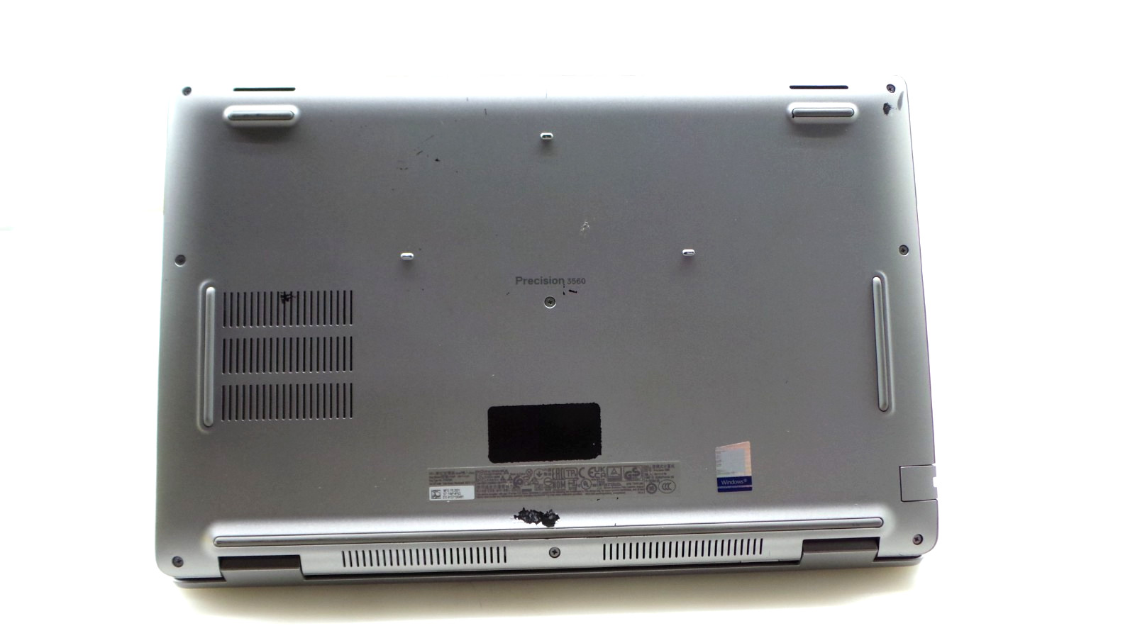 Dell Latitude 3560 15.6″ | i5-1145G7 2.60GHz | 16GB RAM 256GB NVMe | WIN 11 PRO