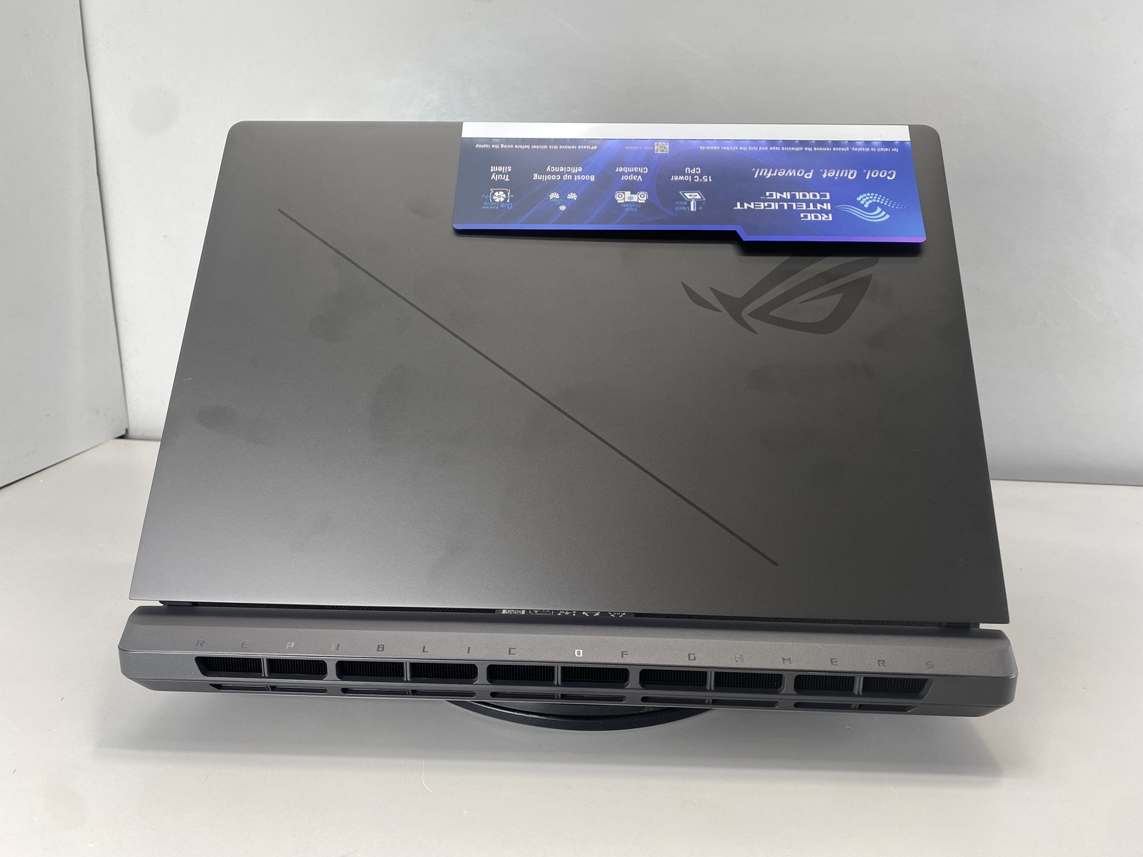 Asus Laptop ROG Strix G16 G615JMR 16″ Intel Core i7-14650HX 1TB RTX 5060