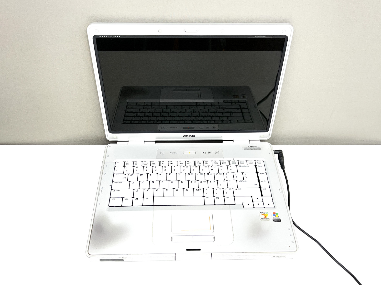 Compaq Presario V5000 Laptop 80GB HDD 512MB RAM No Power For Parts Repair