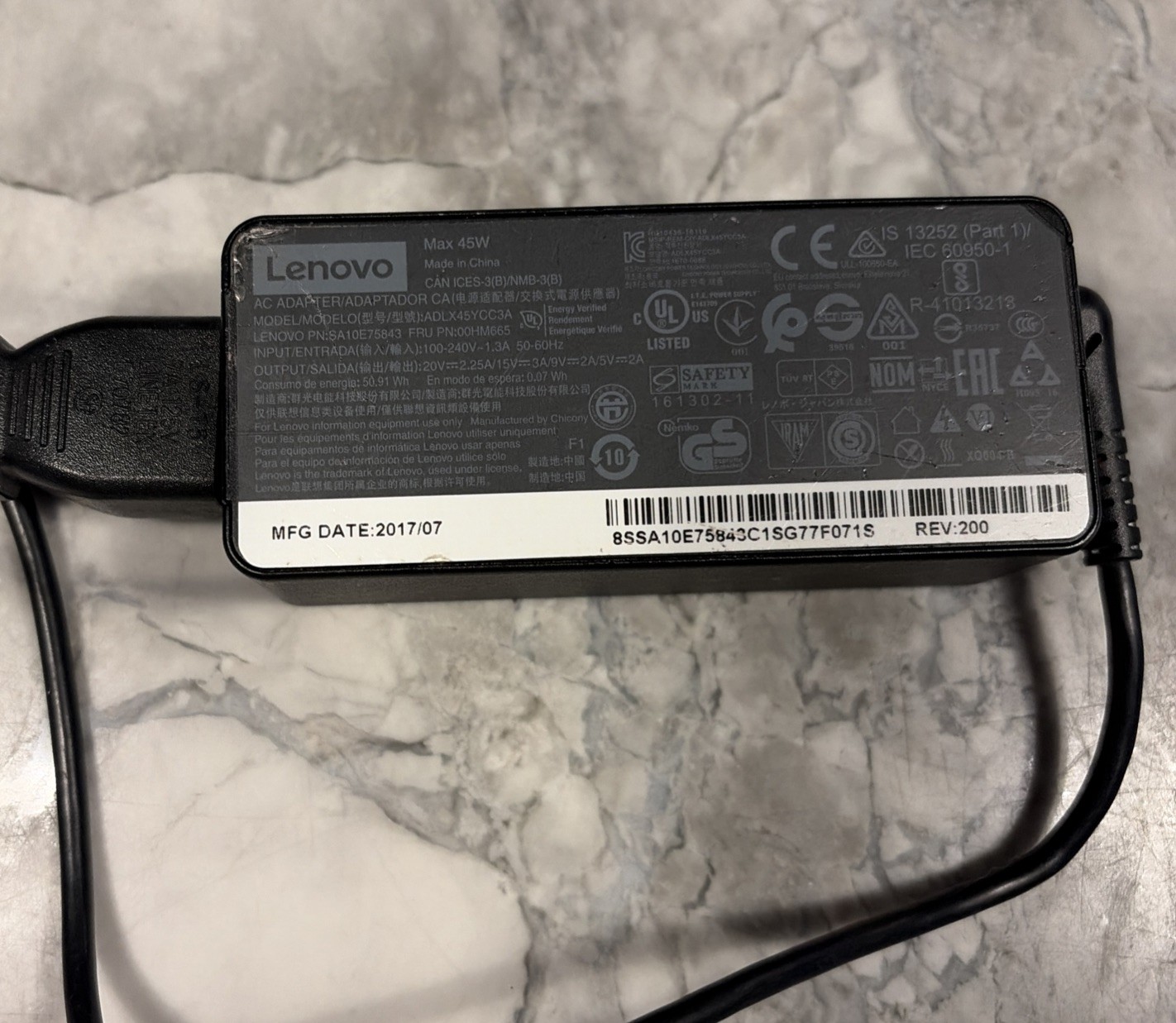 Lenovo Yoga 720-13IKB 13” with Charging Cord. No SSD/HD/OS And No Touch Screen