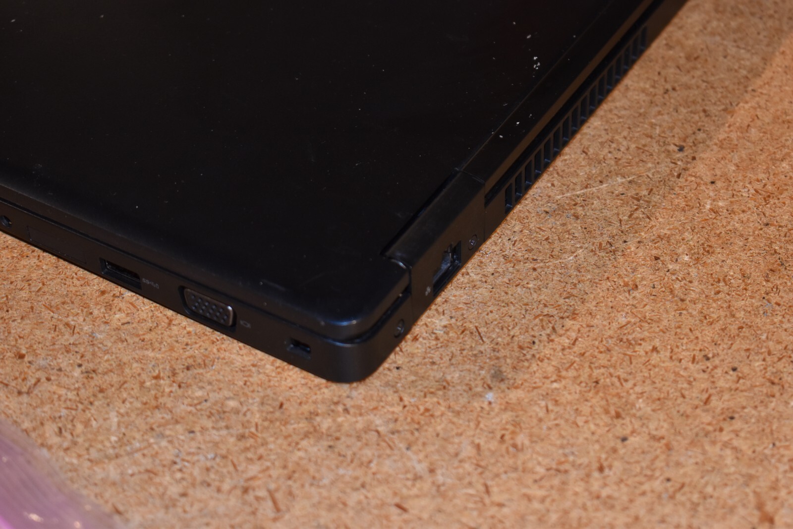 Dell Latitude 5590 Quad Core i5-8350U 1.6 GHz 16GB RAM 256GB SSD Windows 11 Pro