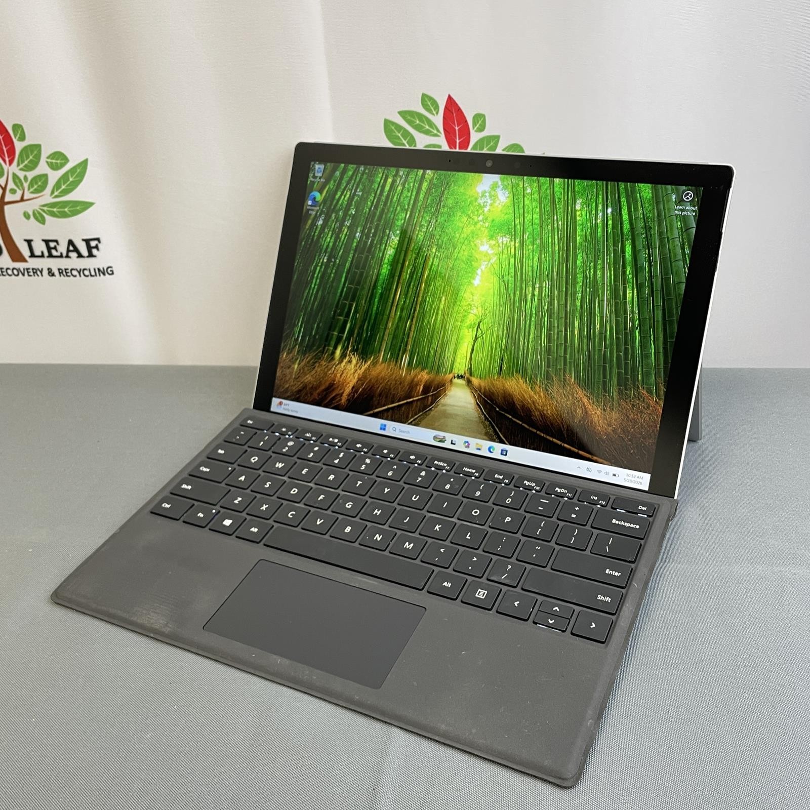 Microsoft Surface Pro 7+ (1960), Core i7-1165G7, 16 GB, 1TB NVMe, Win 11 | Good