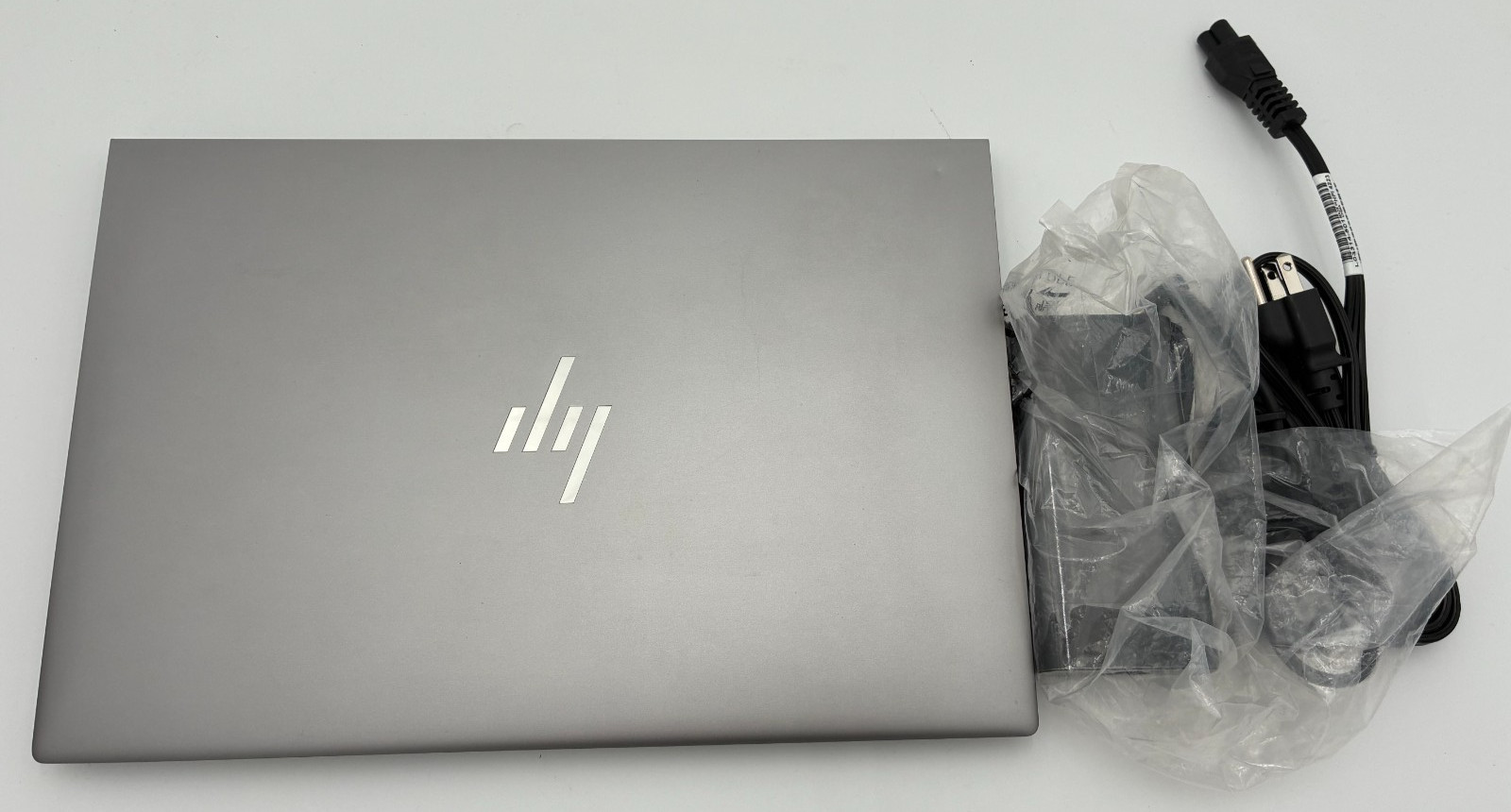 HP ZBook Studio G11 16 Laptop 4K 120HZ Ultra 7 32GB 512GB RTX A1000 2YR Warranty