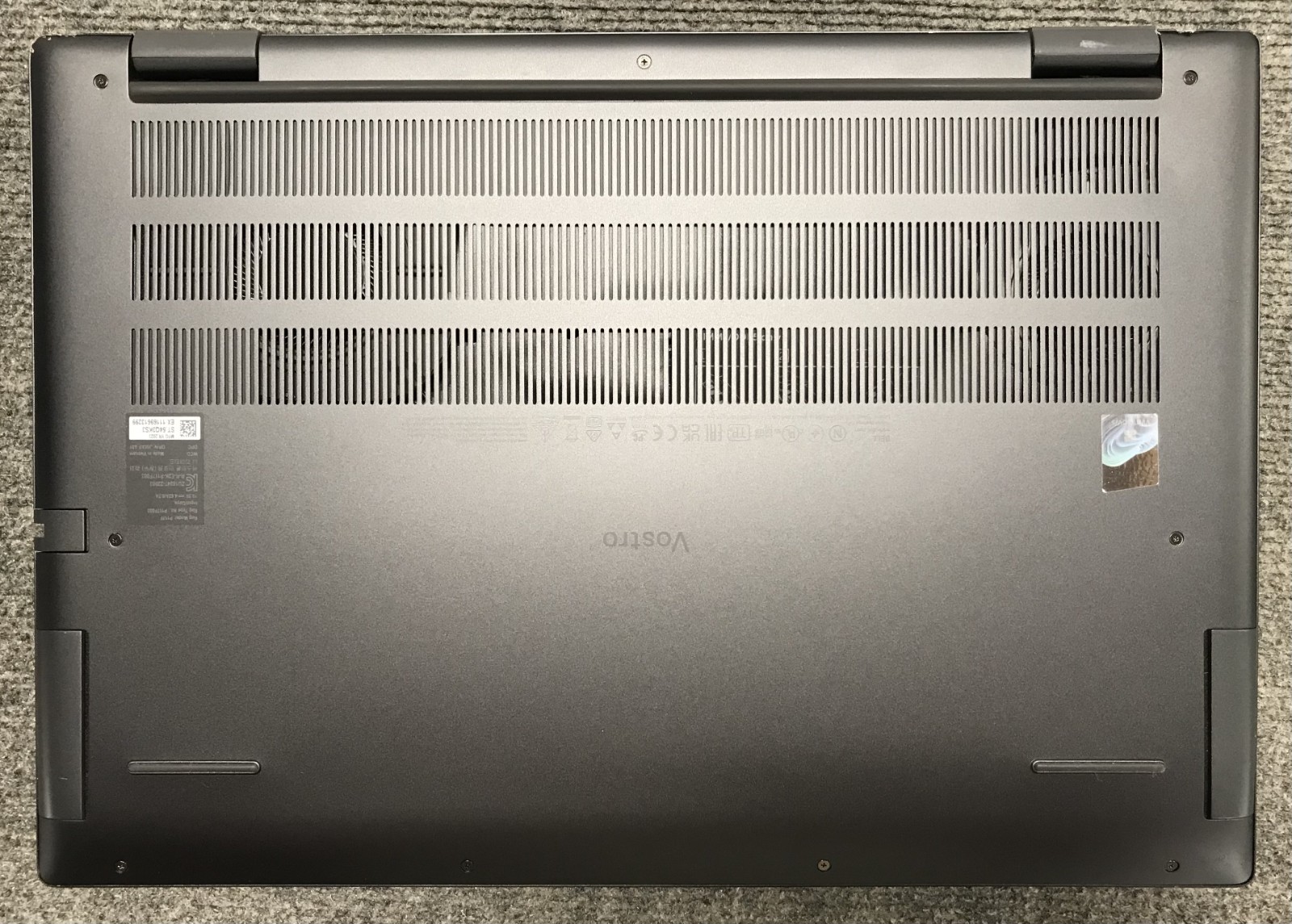 Dell Vostro 7620 15.6″ Laptop i7-12700H 8GB RAM 512GB NVMe