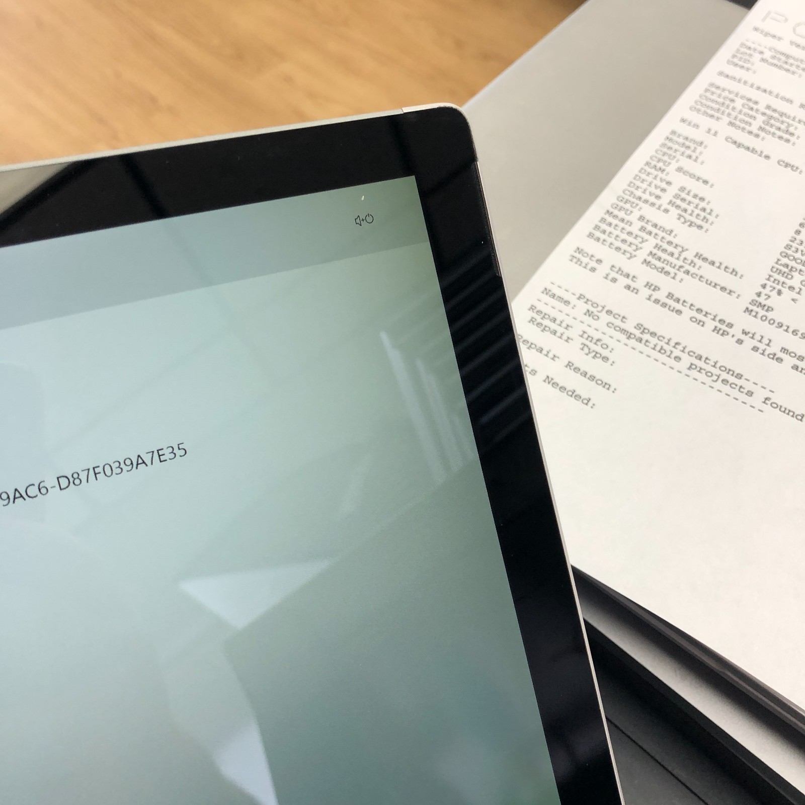 Microsoft Surface Pro 6 1796 Core i5-8250U 1.60GHz 8GB 256GB No OS READ