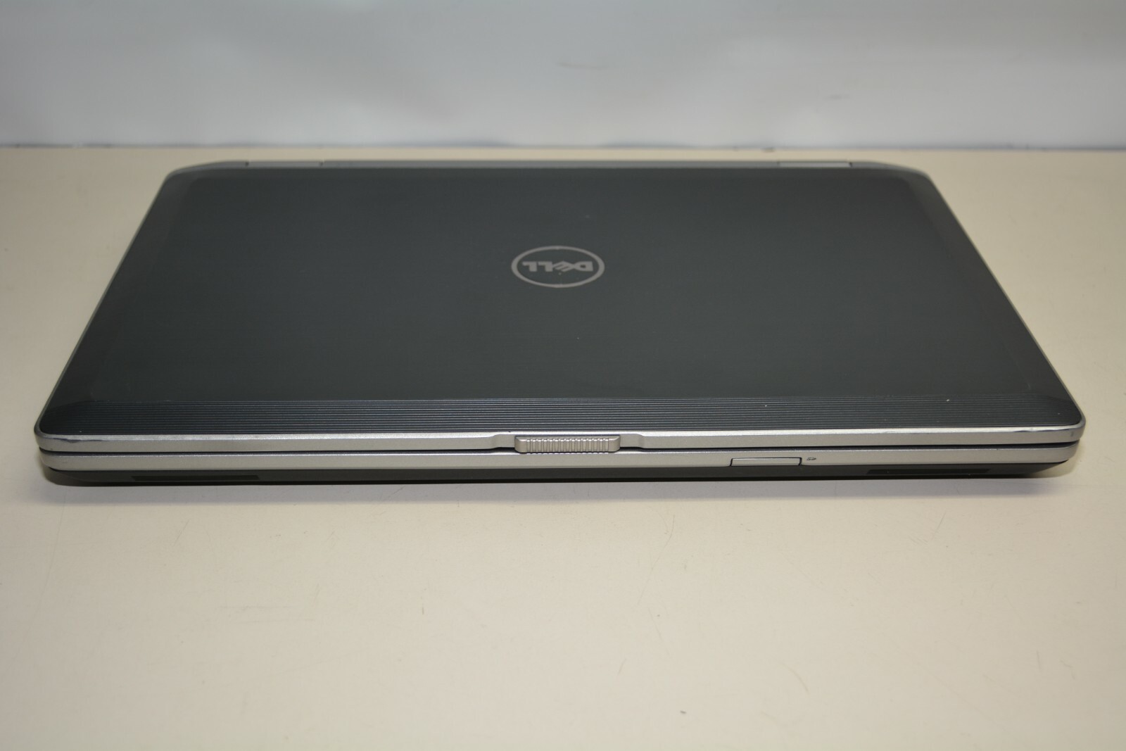 Dell Latitude E6520 Intel Core i7-2720QM @ 2.20GHZ 8GB Ram No HD #W105