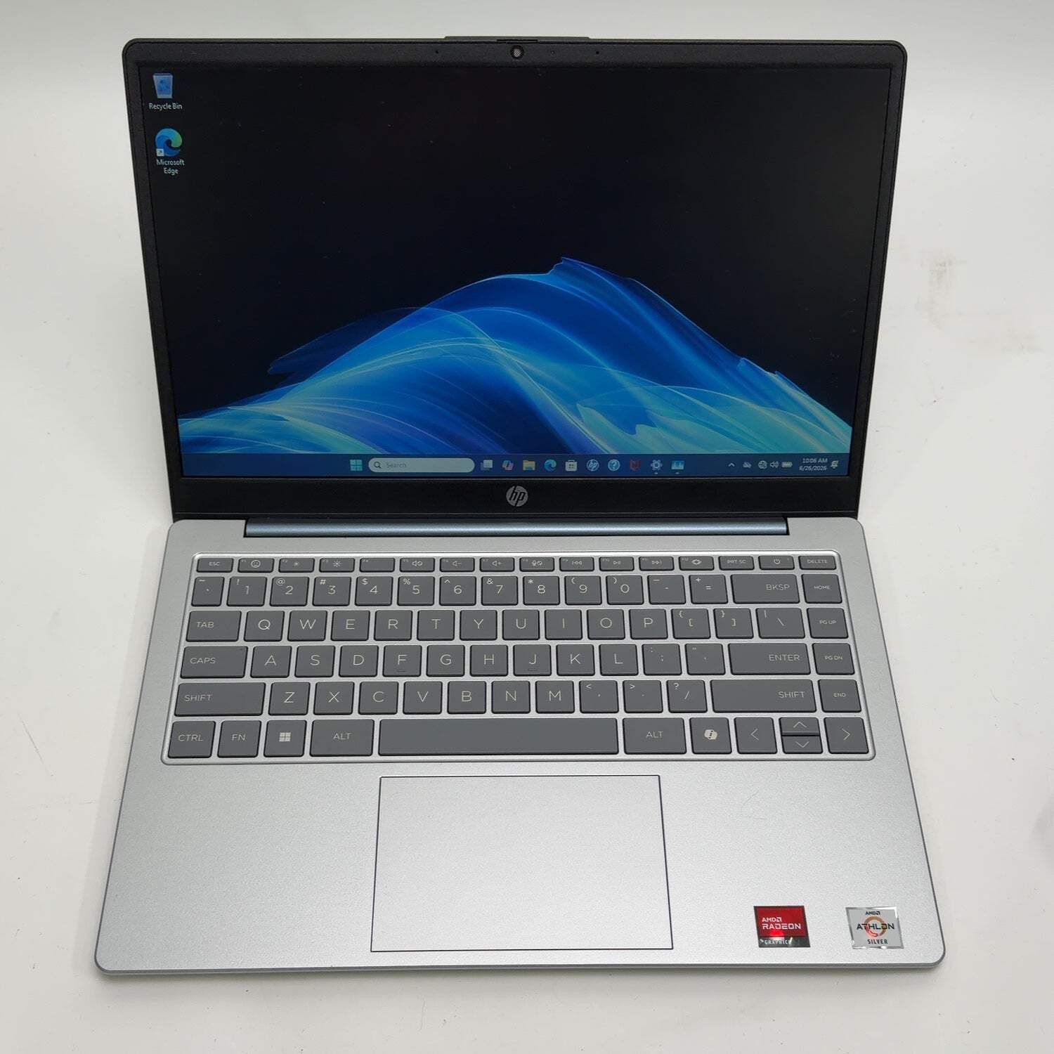 HP Laptop 14-EM0002WM 14″ Athlon Silver 7120U 2.4GHz 4GB RAM 128GB SSD