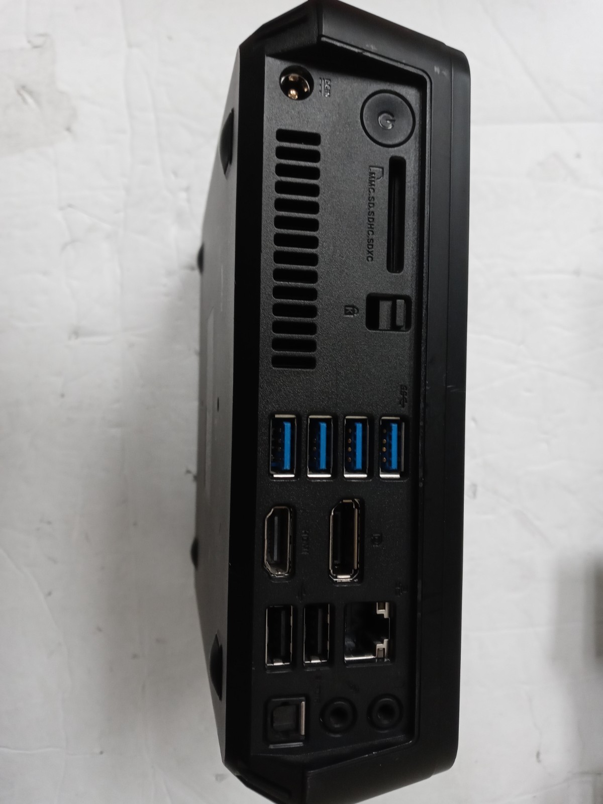 ASUS VivoPC VM62B-Intel® Core™ i3-4030U 8 GB DDR3-SDRAM 500 GB HDD NO OS NO AC