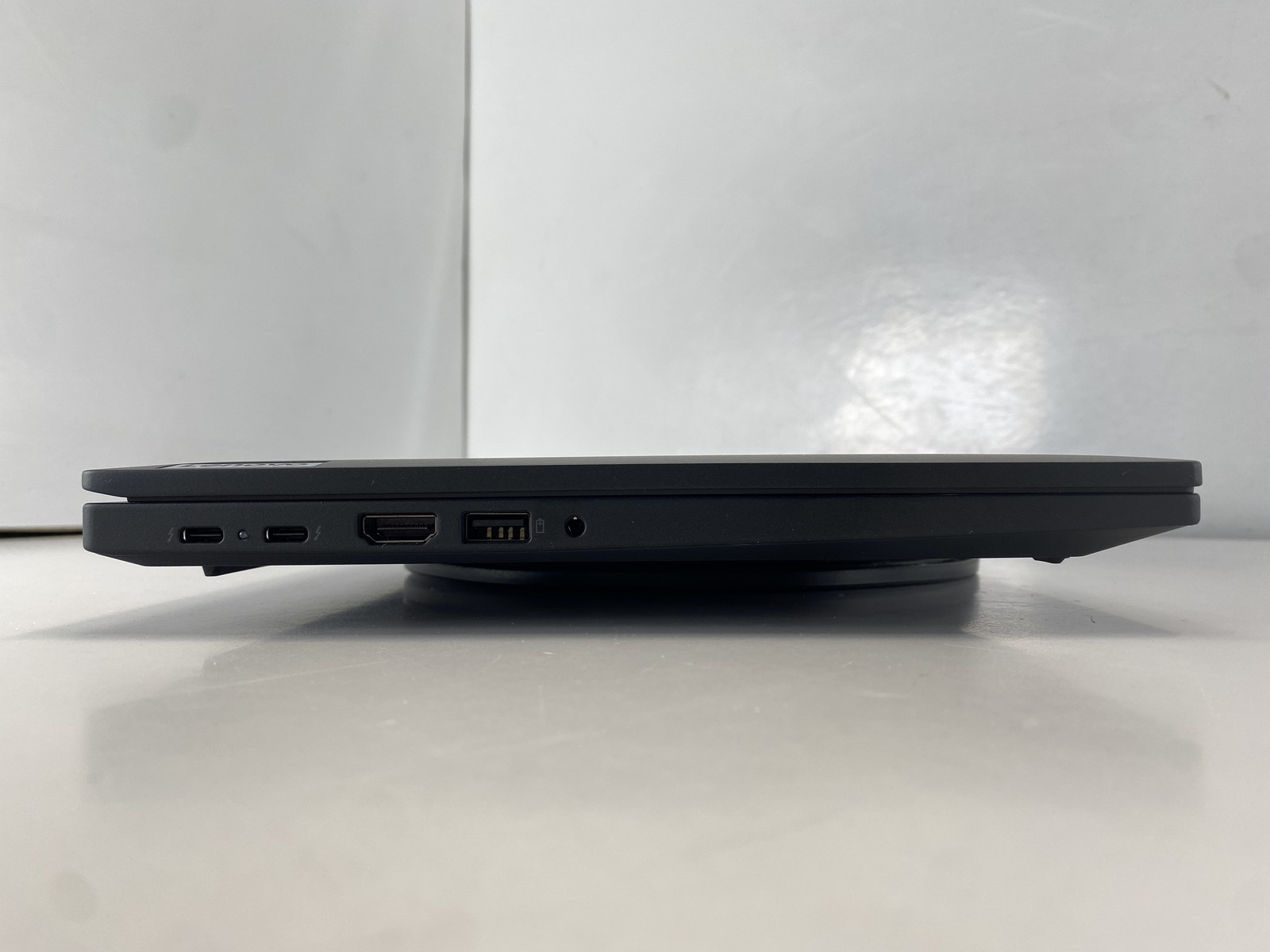 Lenovo Laptop Thinkpad P14S GEN 6 14″ AMD Ryzen AI 7 Pro 350 1TB- Black