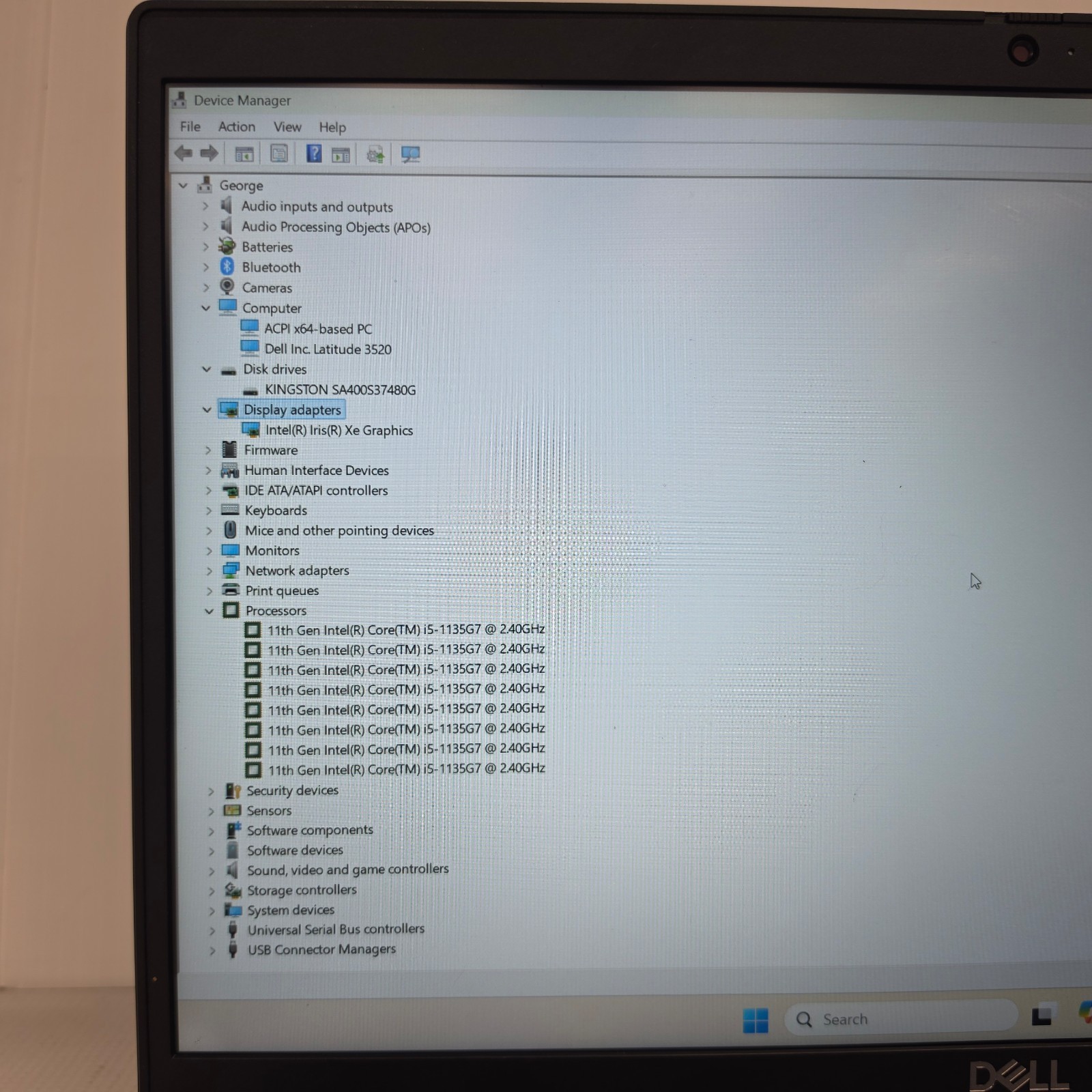 Dell Latitude 3520 15.6″ i5-1135G7 2.4Ghz Iris XE 8GB Ram Win 11 Pro Laptop