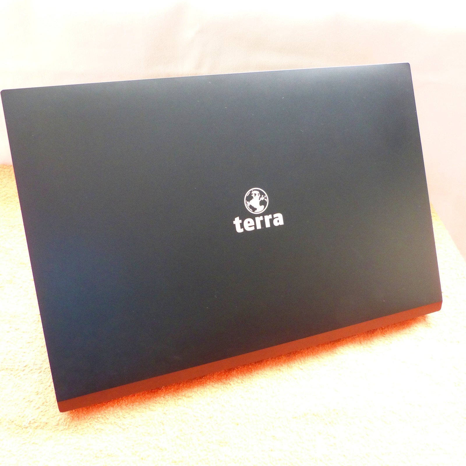 Terra 1515 15″ FULLHD Multimedia l SSD Windows 11 l 8GEN Core i5 USBC HDMI
