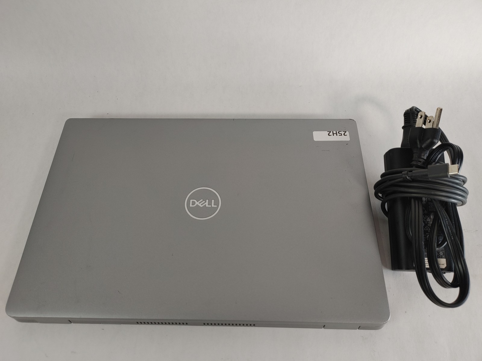Dell Latitude 5430 Core i7-1265U 1.80 GHz 16 GB DDR4 512 GB NVMe Windows 11 Pro