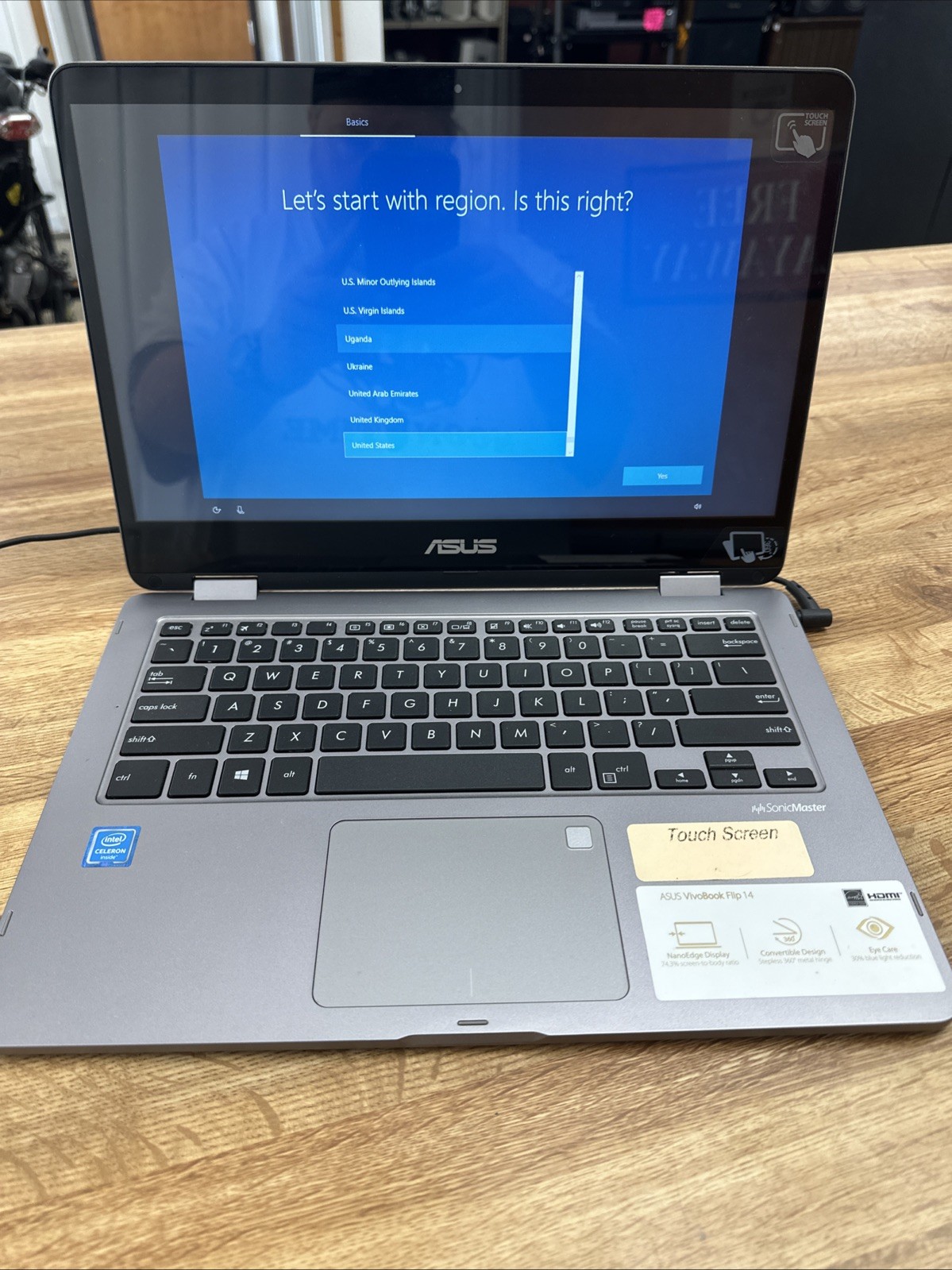 Asus VivoBook Flip 14 2-in-1 HD Touchscreen Laptop TP401M, Needs Battery 4/64
