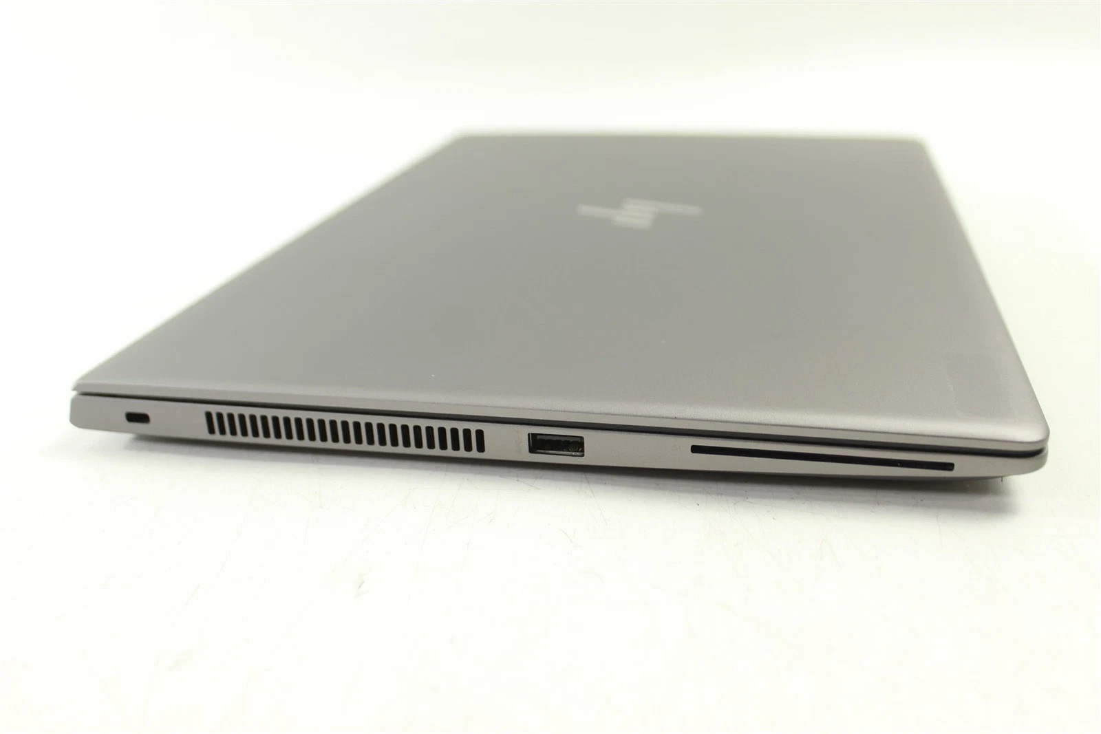 HP ZBook 14u G6 Core i7-8565u 16GB 512 NVMe AMD Pro WX3200 Win 11 Office 2021
