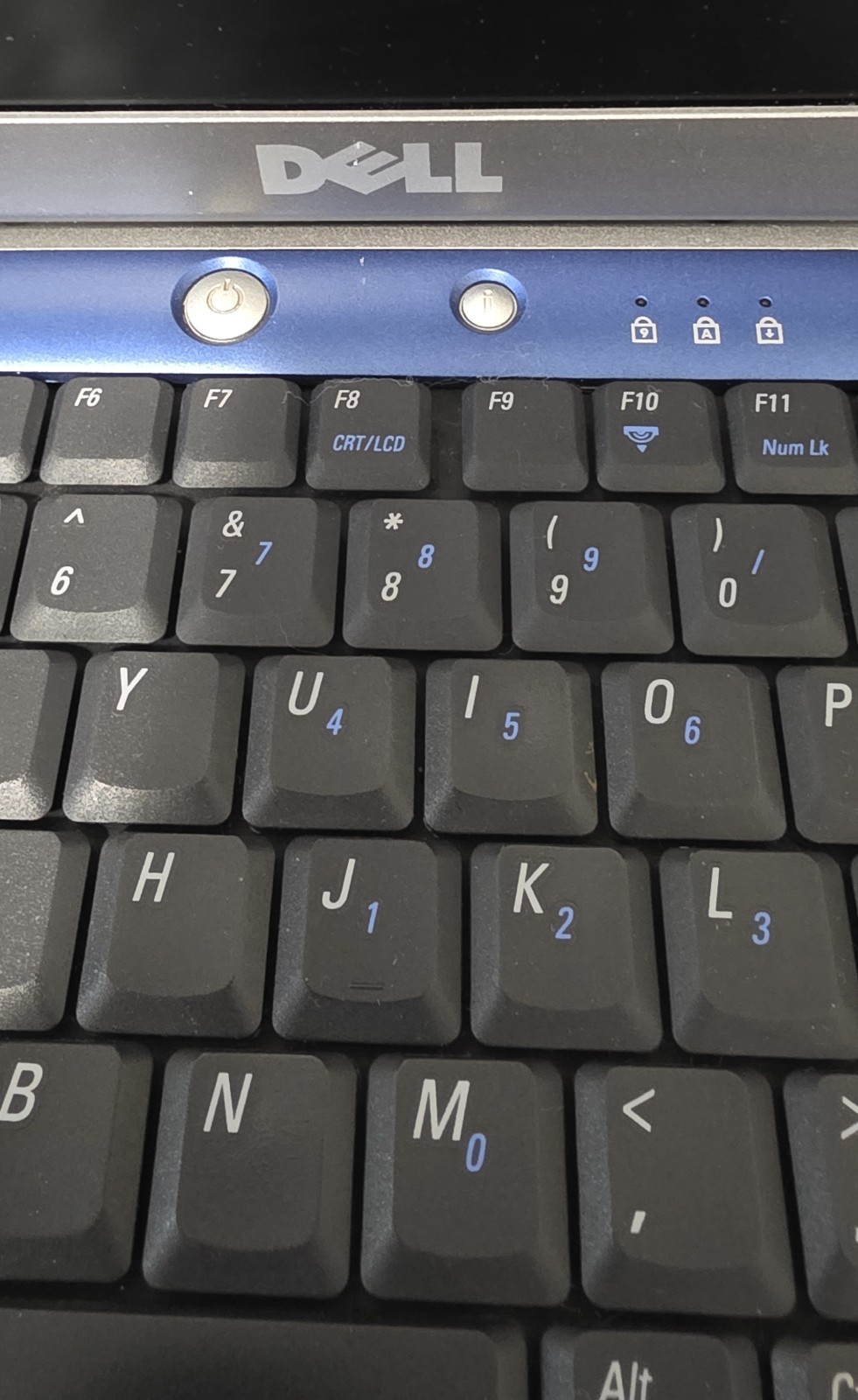 2002 Dell Inspiron 5100 14.1″ Laptop Pentium 4 2.53GHz 30GB Windows XP
