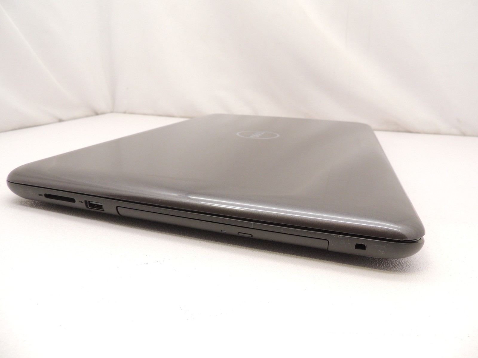 Dell Inspiron 17 5767 17.3 Wide Core i5 7200U 8GB 500G SSD Complete Laptop No OS