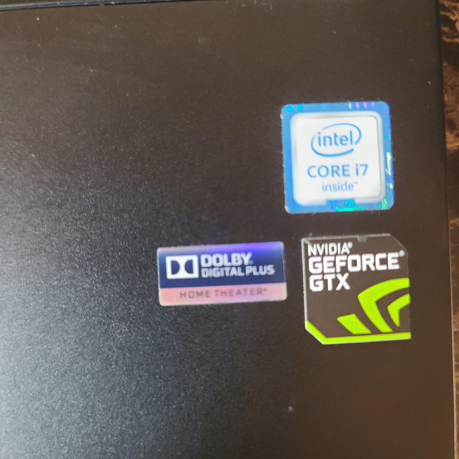 GIGABYTE P35X-V5 GAMING LAPTOP CORE i7-6700HQ 2.60GHz 8GB RAM GTX 980M 62GB SSD