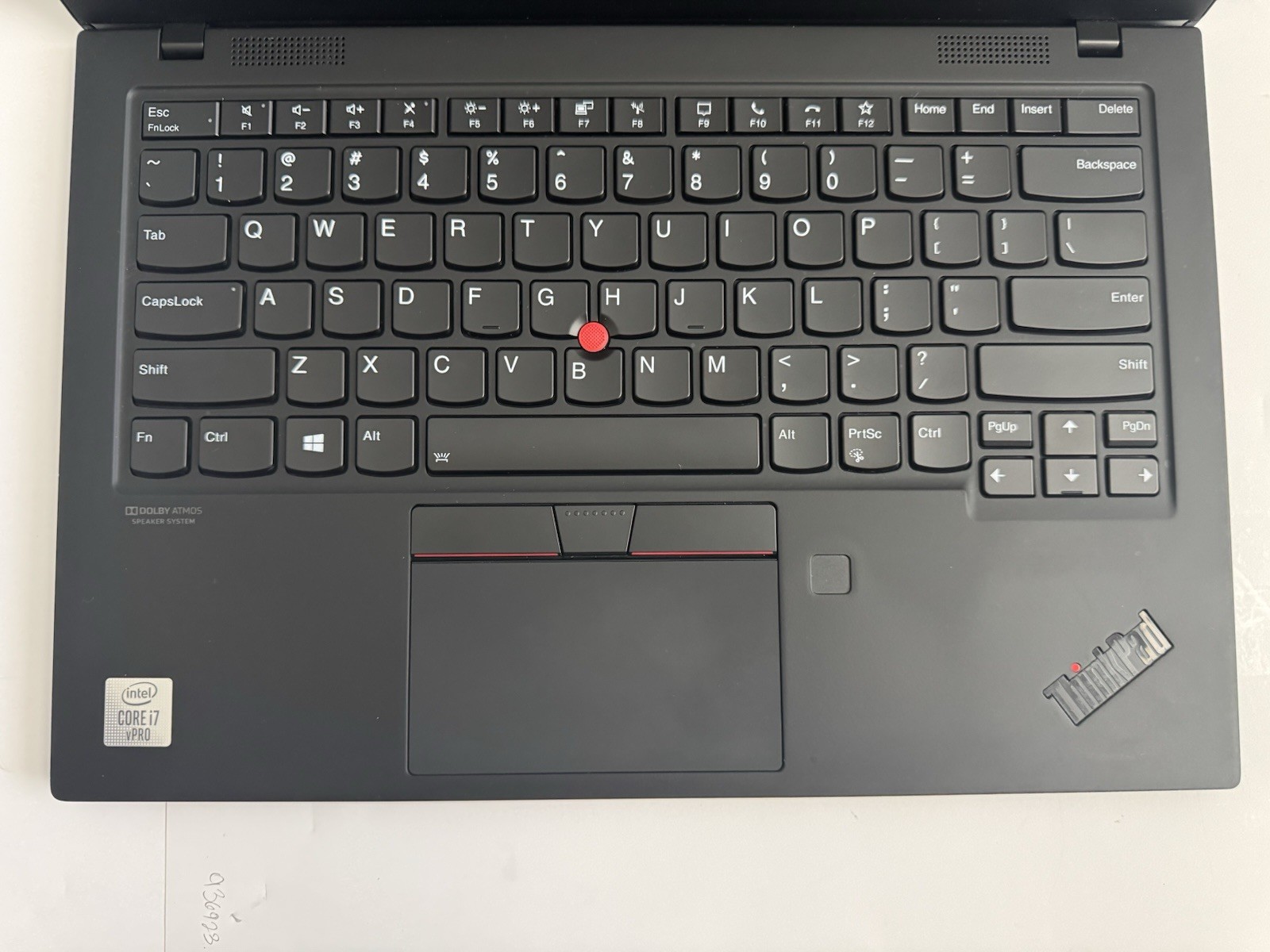 Lenovo ThinkPad X1 Carbon Gen 8 14 FHD i7-10610U 16GB 256GB SSD FHD Touch WIN11P