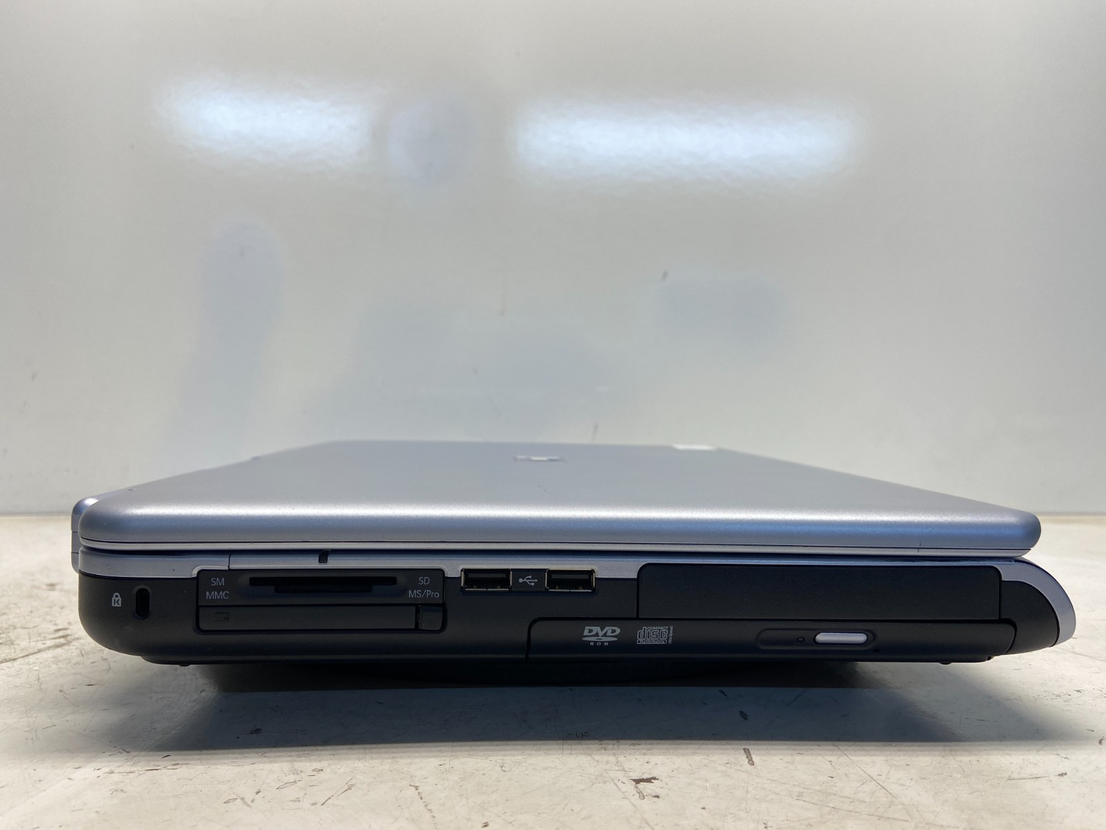 HP Pavilion ZV5405US AMD Athlon 64 2000MHz 768 MB NO HDD