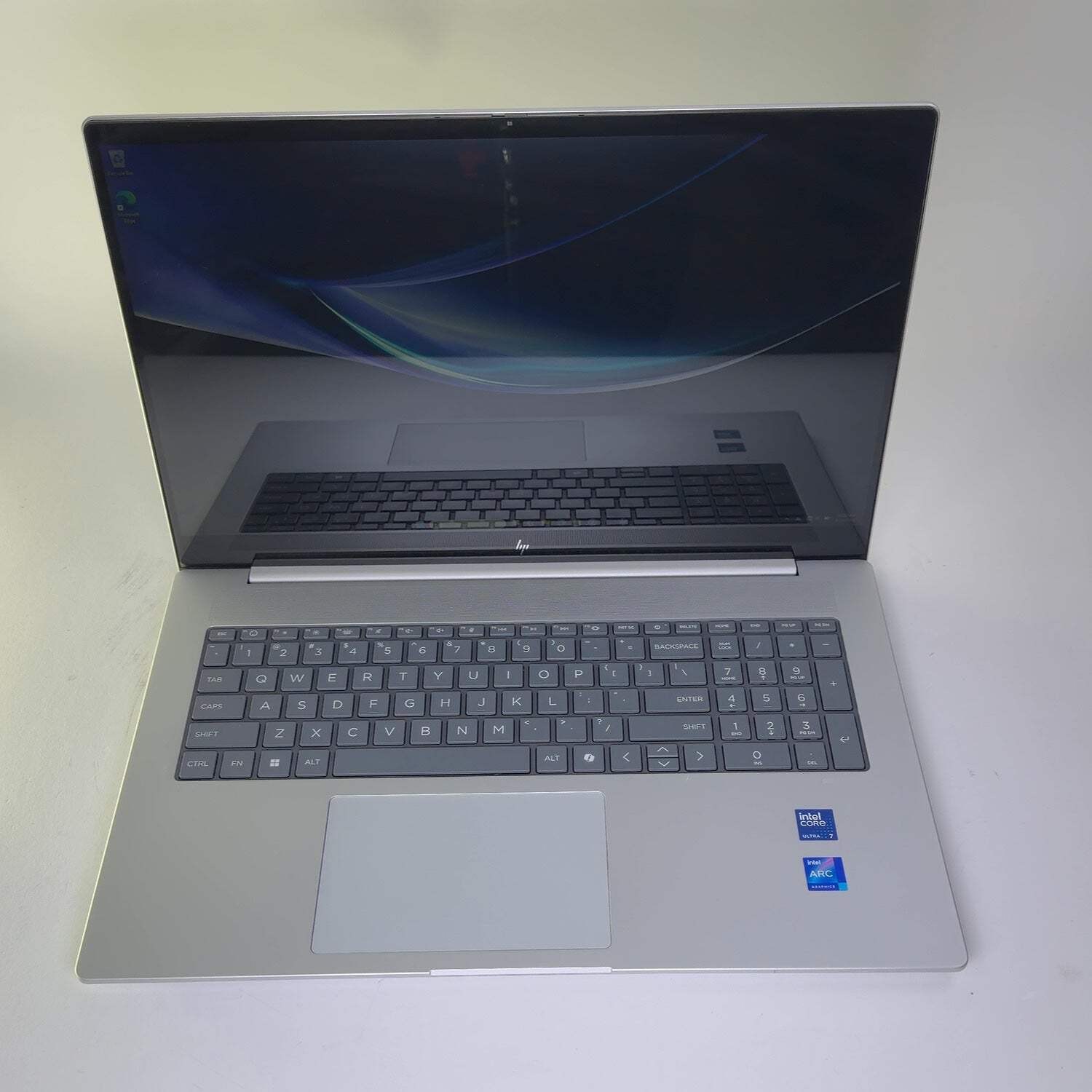 HP Envy 17-DA0XXX 17.3″ Core Ultra 7 155H 1.4GHz 16GB RAM 1TB SSD Intel Arc A60M
