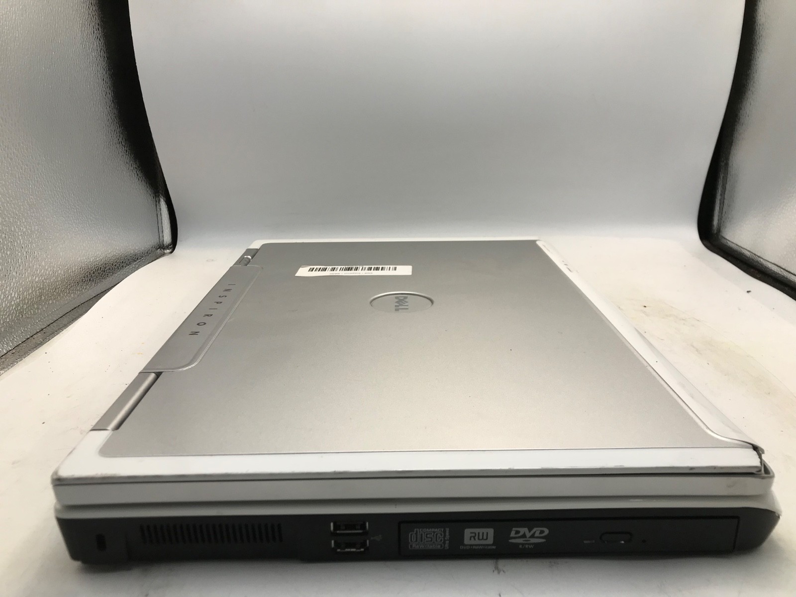 Dell Inspiron 9400 Workstation Intel Core Duo 17″ Laptop-BROKEN RAM CLIP- MZ