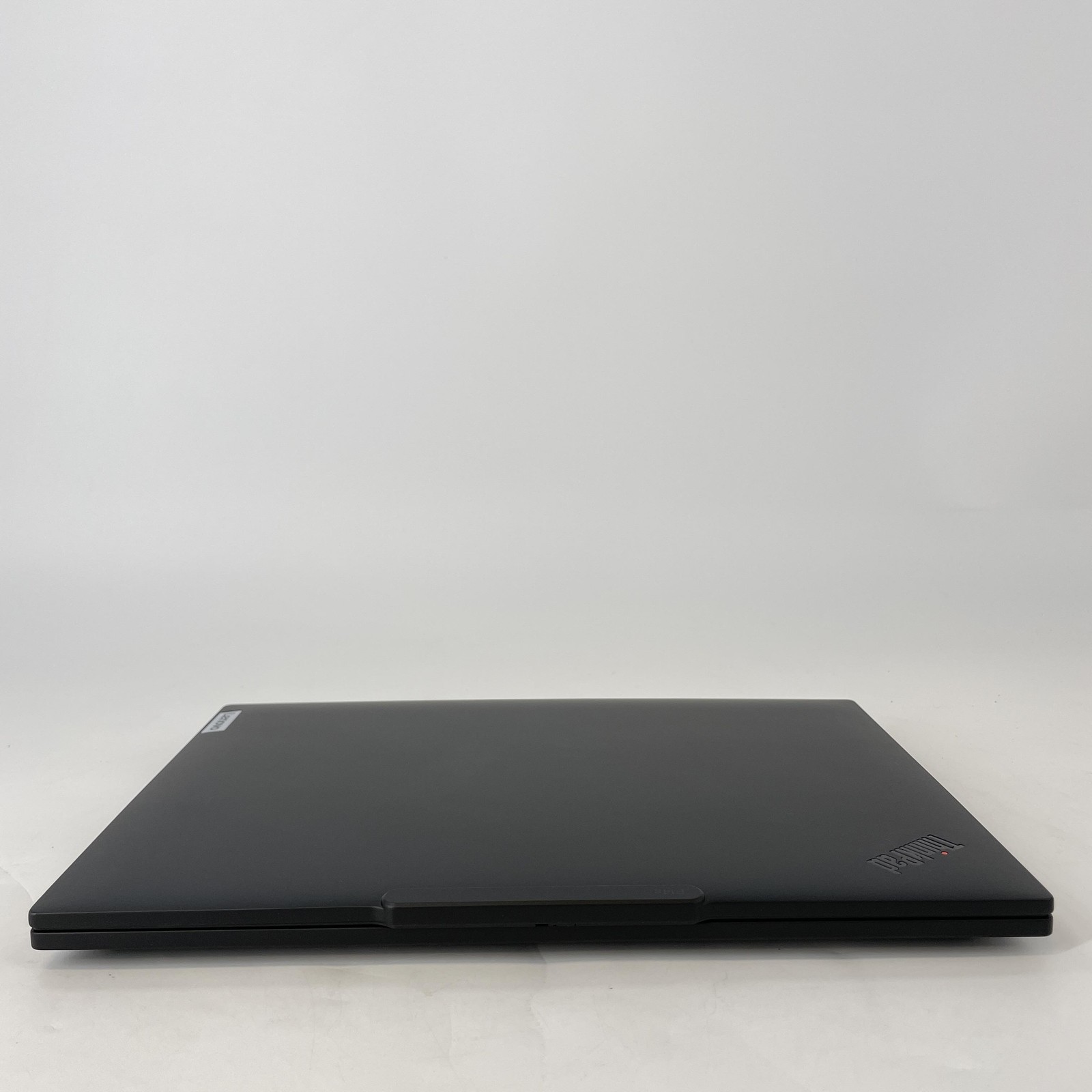 Lenovo ThinkPad P14s Gen 5 Black FHD+ TOUCH 3.3GHz Ryzen 7 PRO 8840HS 32GB 512GB