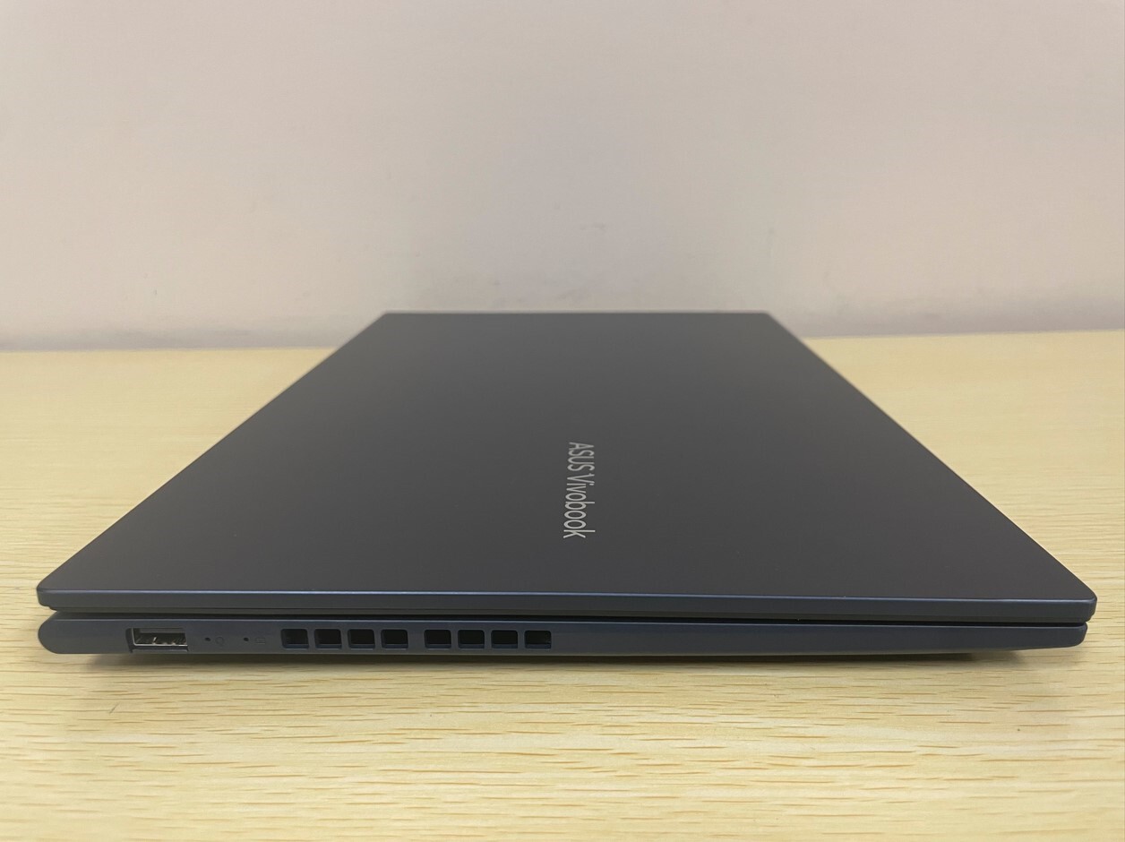 Asus Vivobook F1502Z 15.6″ i3-1220P 1.50Ghz 8GB RAM 256GB NVMe Laptop Win11 w/AC