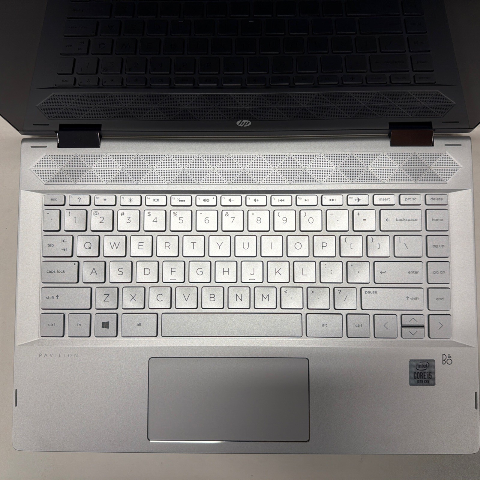 HP Pavilion x360 14-cd2053cl 2-in-1 Laptop 14″ FHD i5-10210U 16G/512G SSD