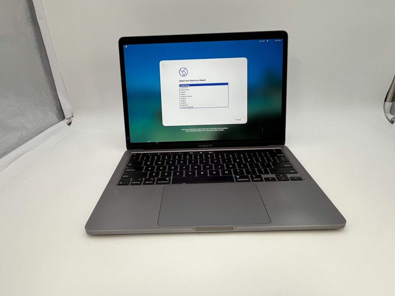APPLE A2251 13″ MACBOOK PRO 2020 i5-1038NG7@ 2.0 GHz 16GB DDR4 500 TAHOE