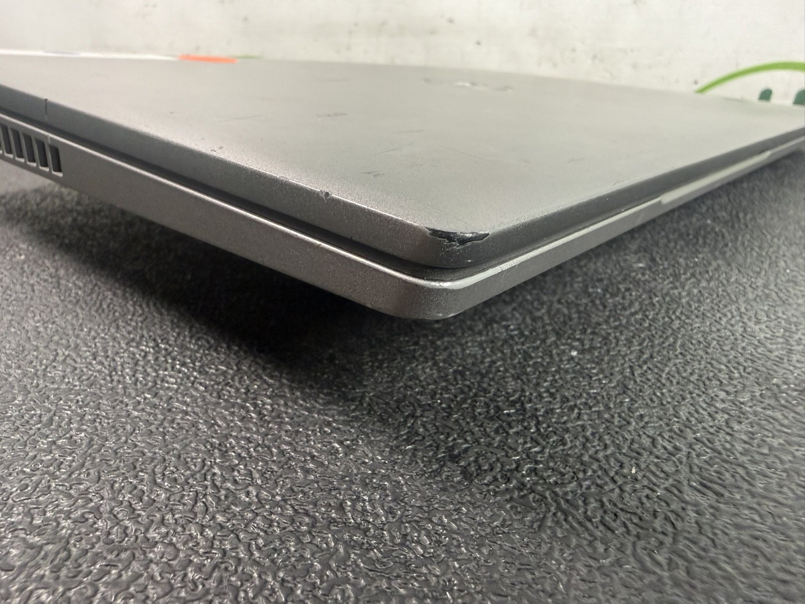 Dell Precision 3560 15.6″ i7-1185G7 3.0GHz 32GB NO SSD NVIDIA Quadro T500 – READ