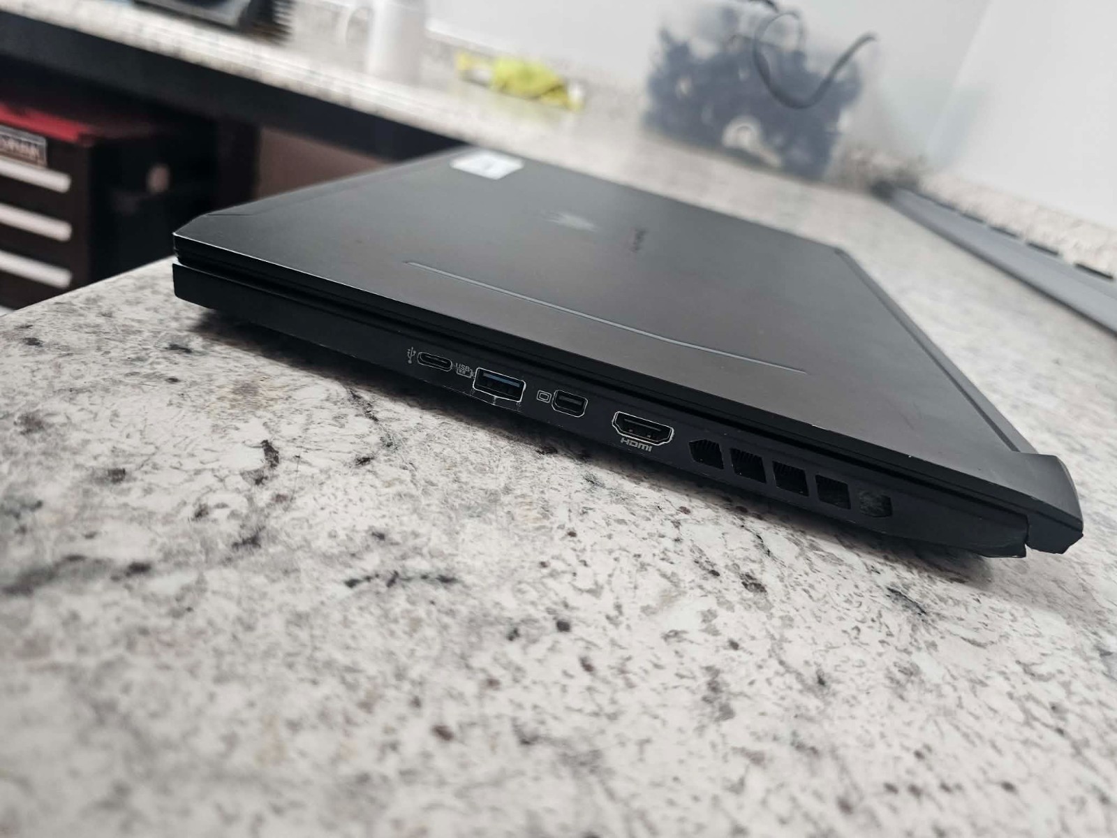 Acer Predator Helios 300 PH315-52-78VL 15.6/i7-9750H GTX 1660Ti Tech Special P&R