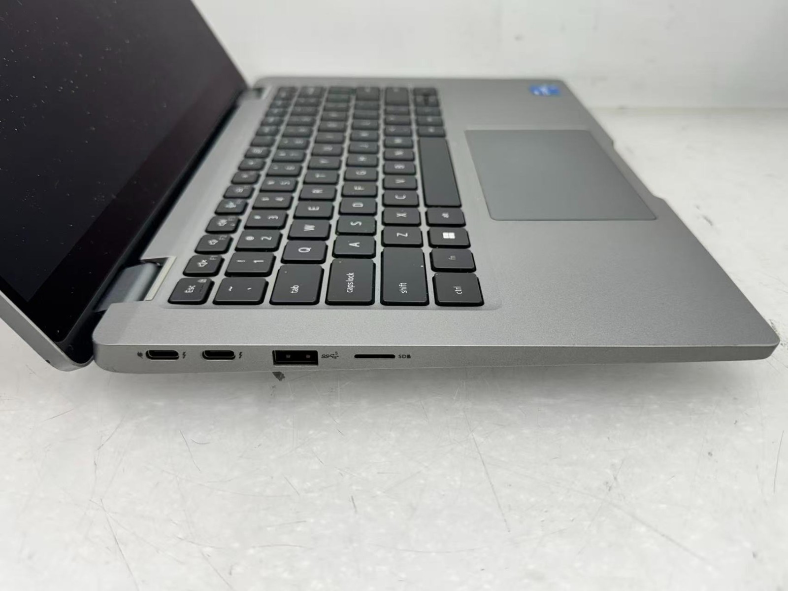 Dell Latitude 5330 LT Intel FHD i5-1245U@1.6GHz 16G 256G Windows 11 w/AC *READ*