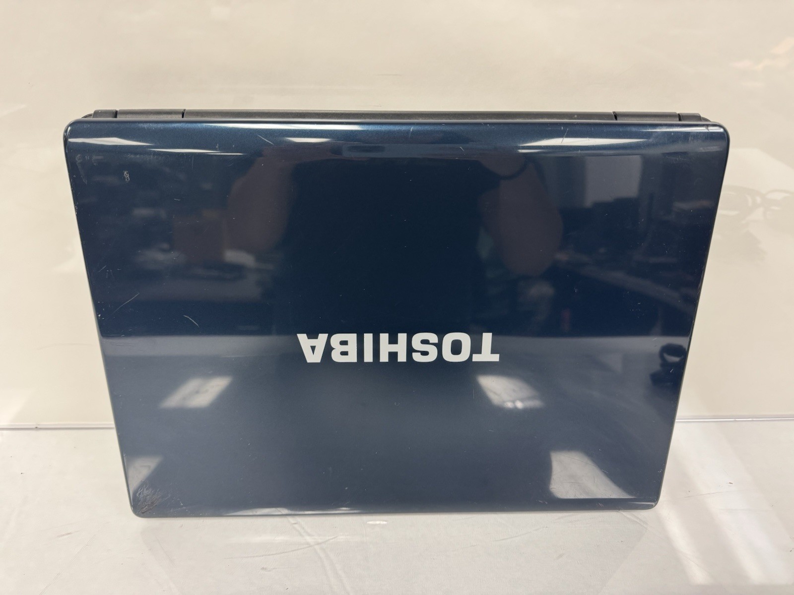 Toshiba Satellite L305-S5921 Intel Pentium Dual T3400 @2.16GHz 1GB Ram No HDD