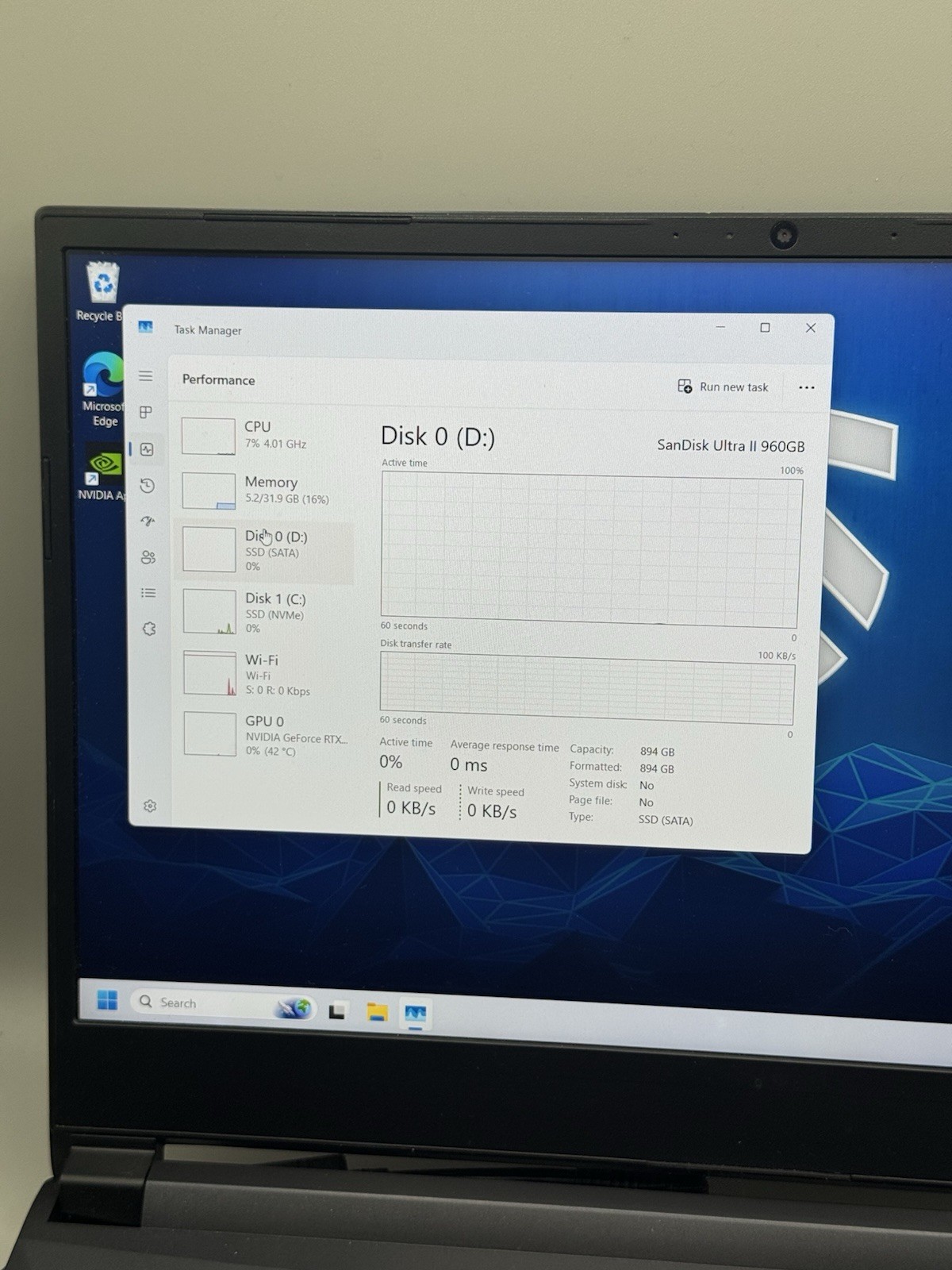 Eluktronics THICC-15 Ryzen 9 3950X 16-Core RTX 2070 32GB/960GB Gaming Laptop