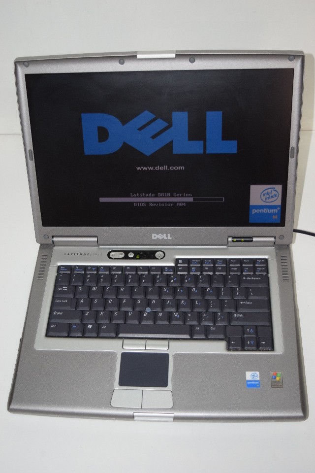 Dell 15″ D810 Laptop Windows XP Pro 32 SP3 – 9 pin Serial Port-RS232-AC Adapter