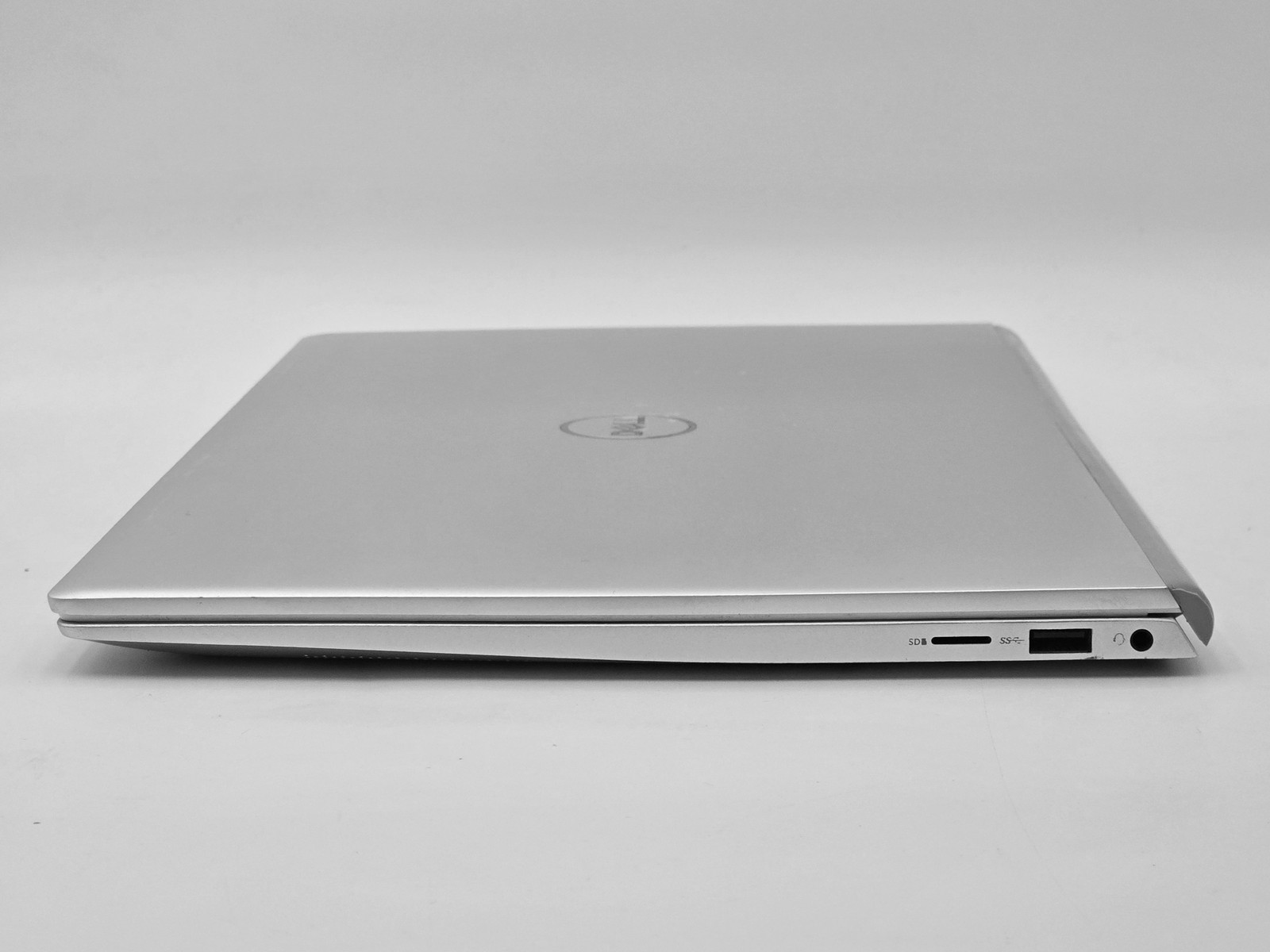 Dell Inspiron 15 5502 15.6″ FHD i5-1135G7 MX330 8GB 512GB SSD Win11