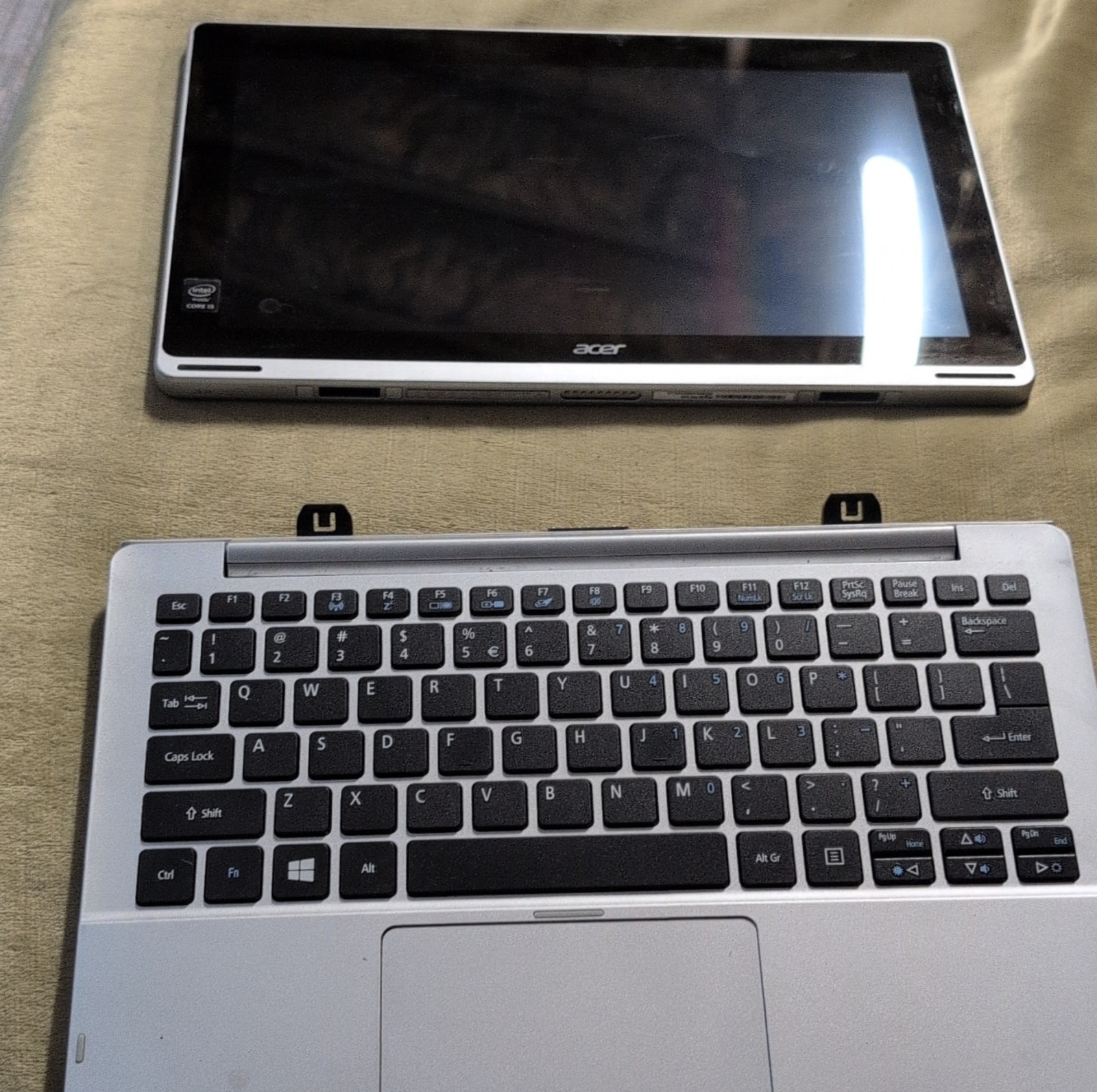 Acer Aspire Switch Series Aspire Switch Silver Notebook Laptop