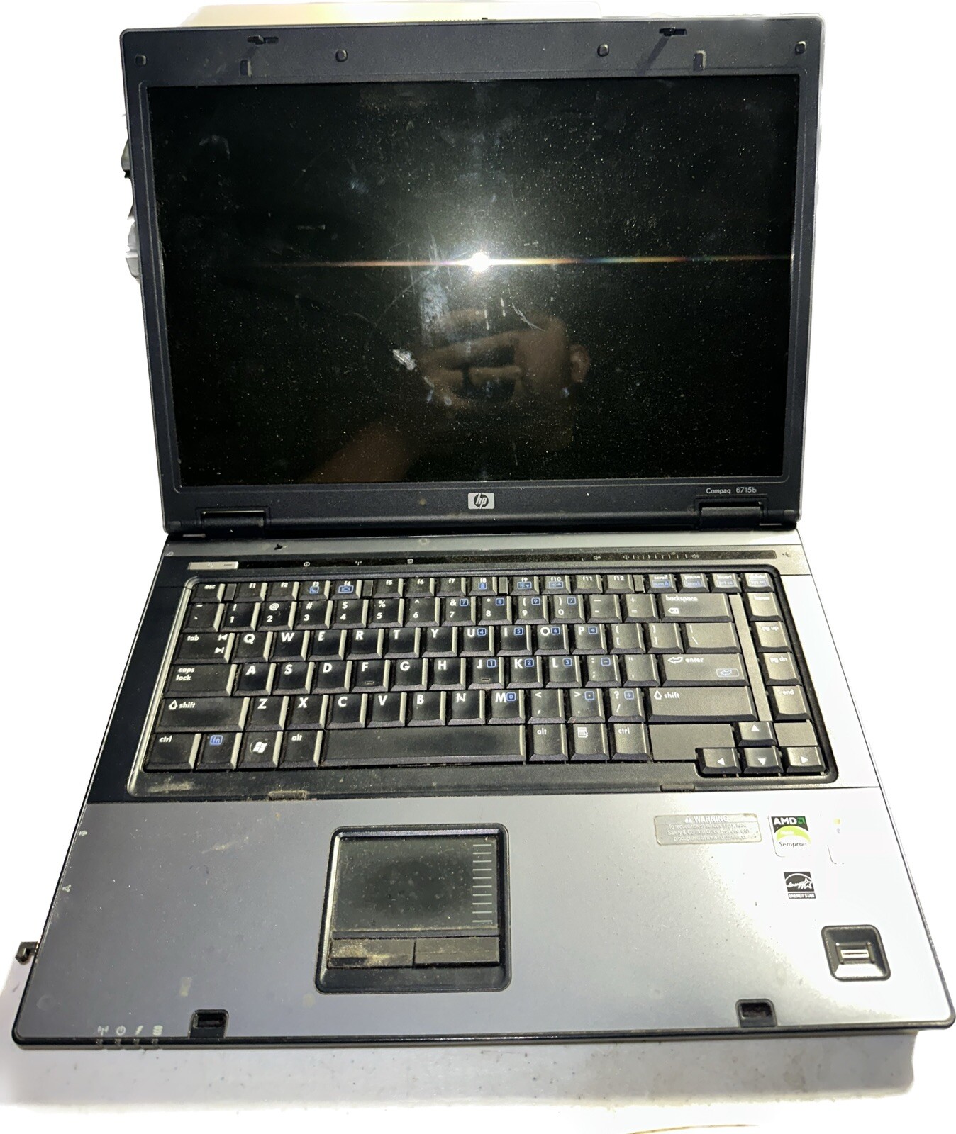 HP Compaq 6715b 15.4″ Laptop AMD Turion 64 x2 2GB Ram – No HDD