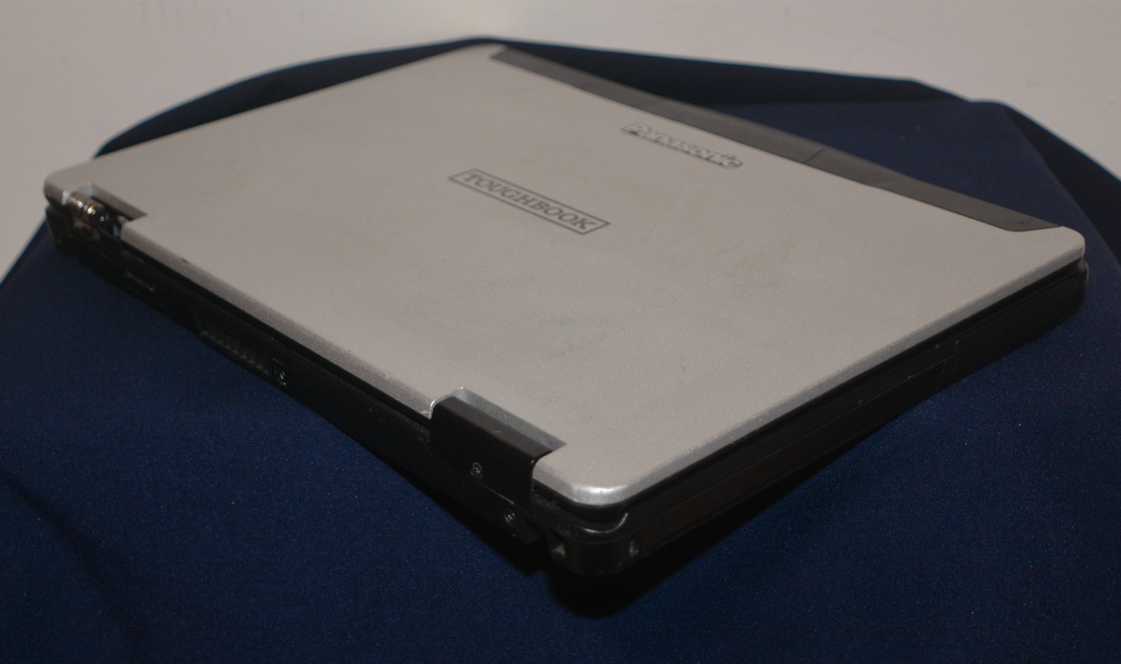 Panasonic Toughbook CF-54 Intel i5-6300U 16GB Ram No HD NO AC READ DISC.