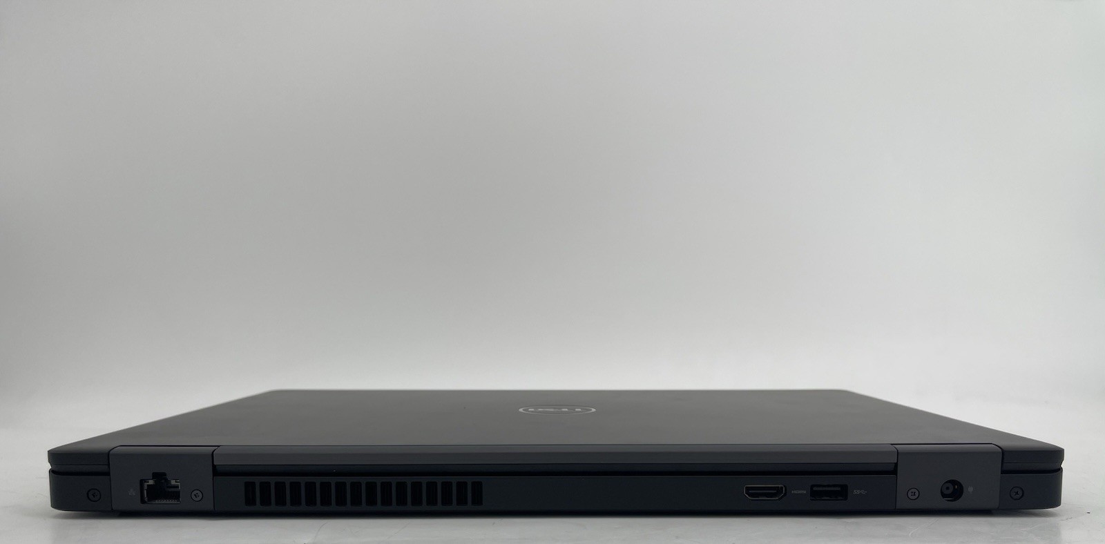 Dell Precision 3520 15.6″ Laptop w/ i5-7440HQ 2.8GHz CPU 8GB RAM 256GB SSD