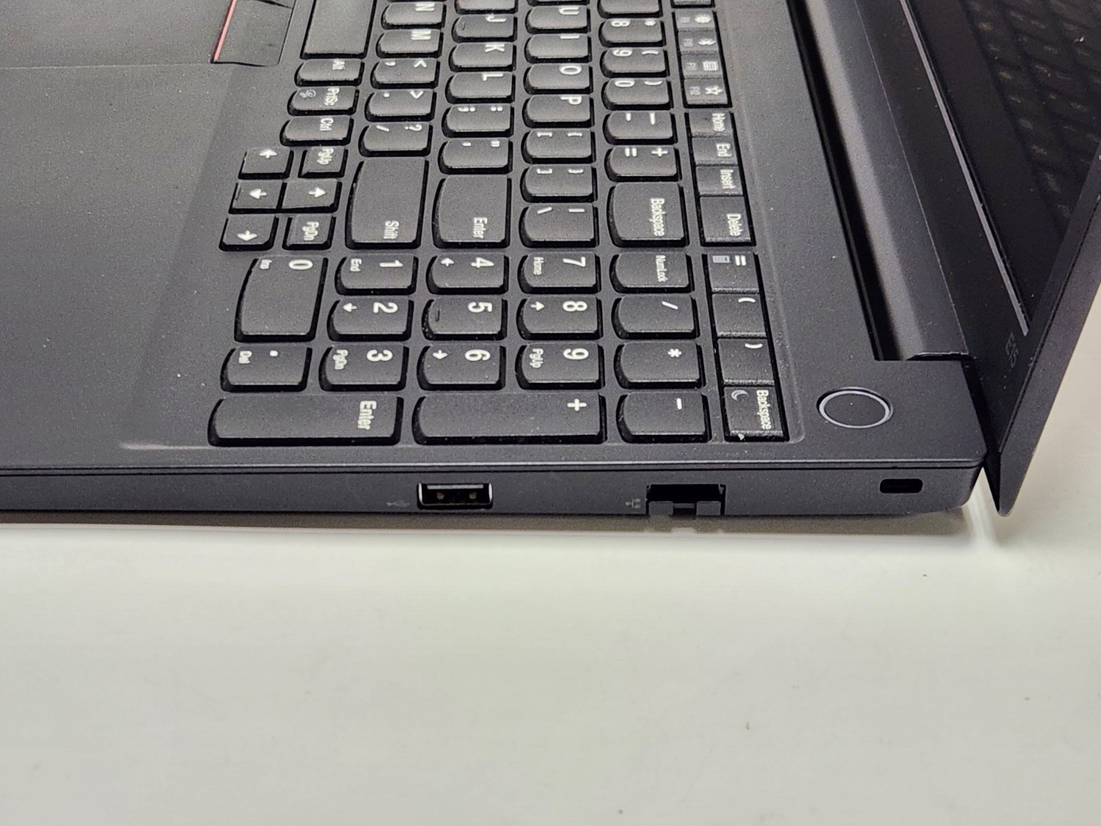 Lenovo ThinkPad E15 15.6″ Laptop i7-10510U 1.8GHz 8GB RAM 256GB NVMe W11P *READ*