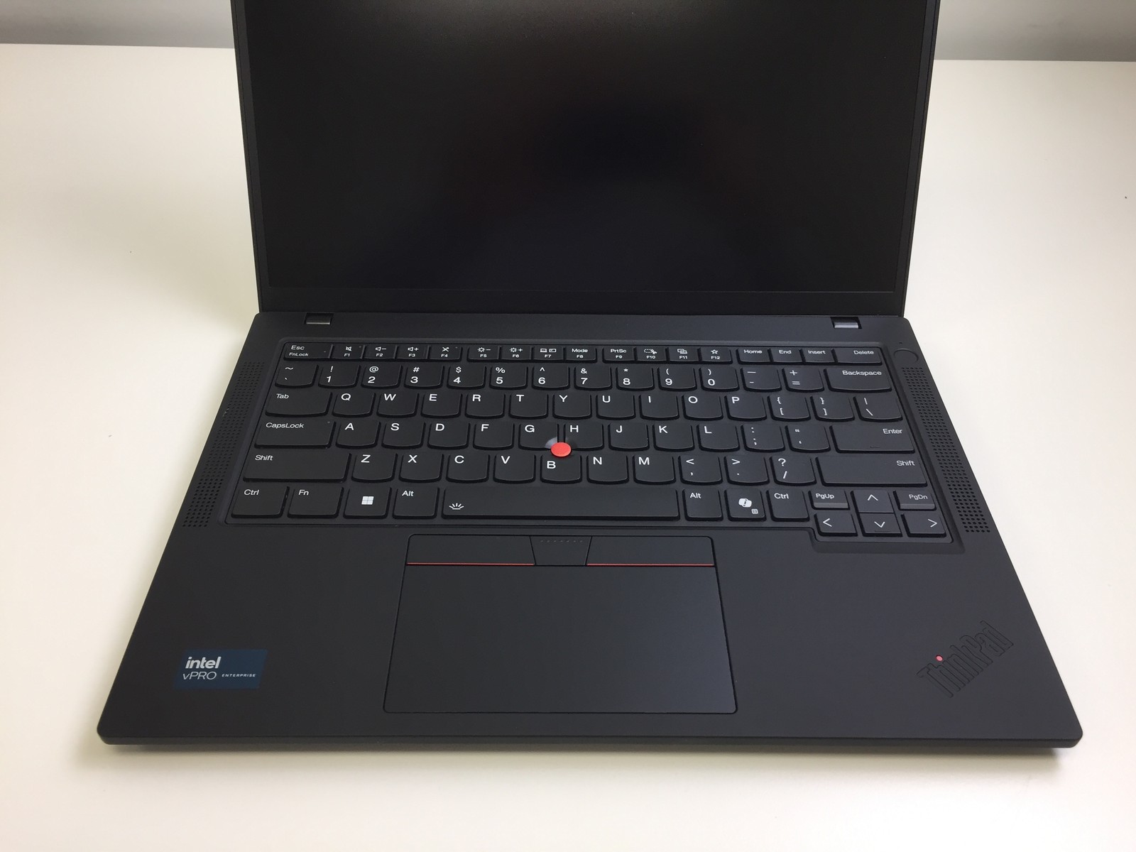 Lenovo ThinkPad T14 Gen 5 21ML008NUS – Intel Core Ultra 7, 32GB RAM, 512GB SSD