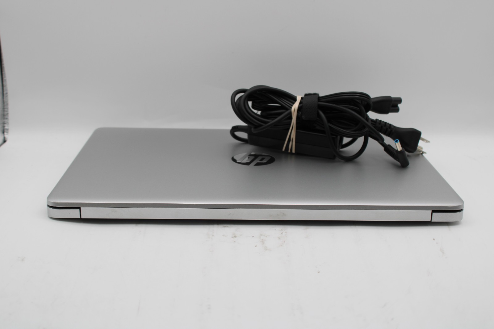 HP 15-dy1751ms _ i5-1035G1 @ 1 GHz _ 16GB RAM _ No SSD / OS