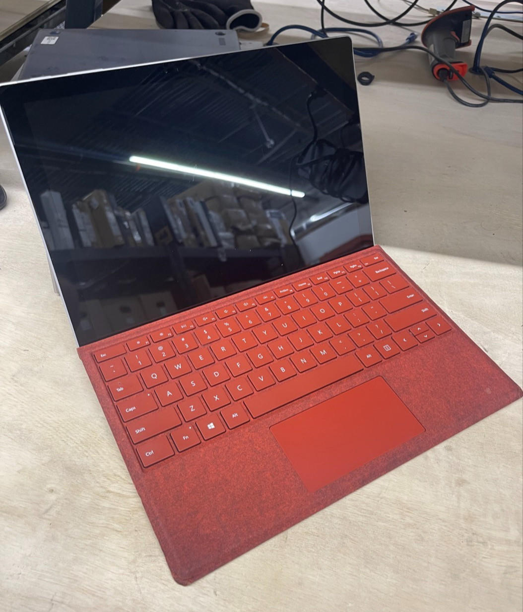 Microsoft Surface Pro 7 1866 12.3″ Touch i5-1035G4 1.10GHz 8 GB RAM 128 GB SSD