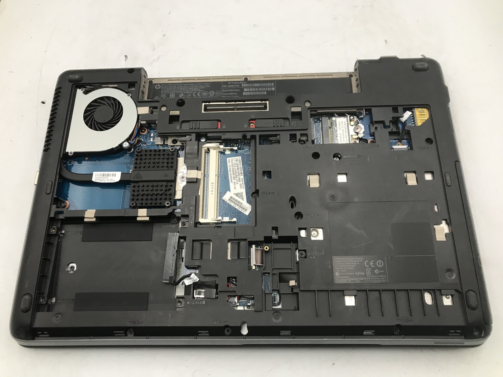 HP PROBOOK 650 G1 – FOR PARTS/BROKEN LCD – INTEL I5 4TH GEN – NO RAM – READ – BB